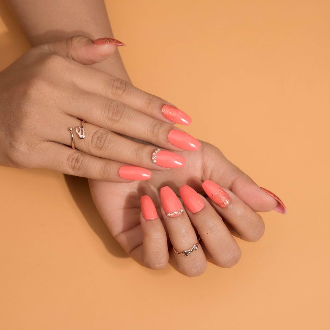 Premium Fake Press-On Nails - Peach Glitter Ombre Set of 20 | Reusable Full Coverage Artificial Nails with UV Gel Coating | Easy to Use & Time-Saving Stick-On Nail Extensions for Manicures, Parties, Weddings & Daily Wear