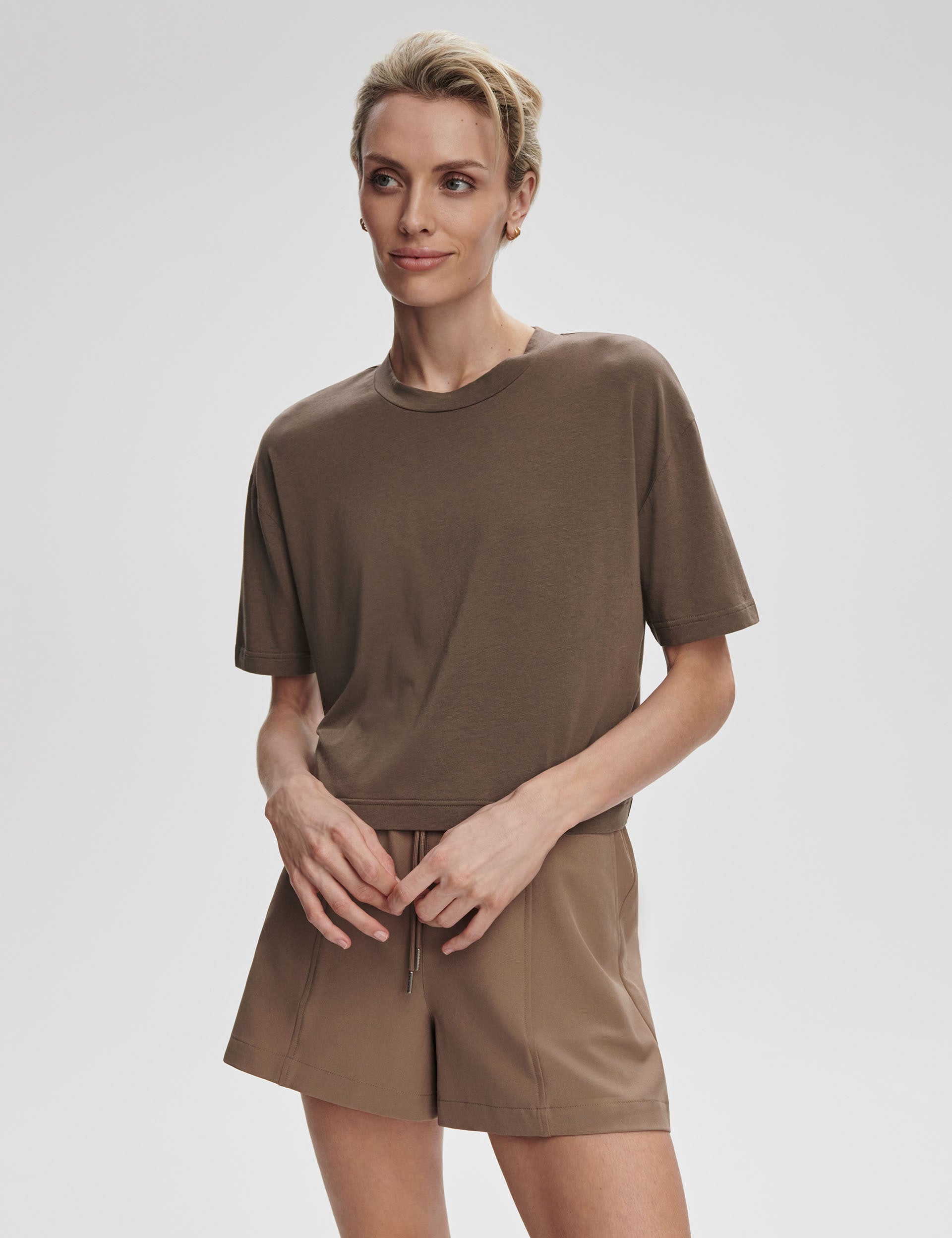 Venice Easy Tee - Soft Cotton Comfort T-Shirt in Chocolate Chip Color | Casual Wear for Men & Women | Perfect for Everyday Outfits, Lounge Wear and Summer Fashion