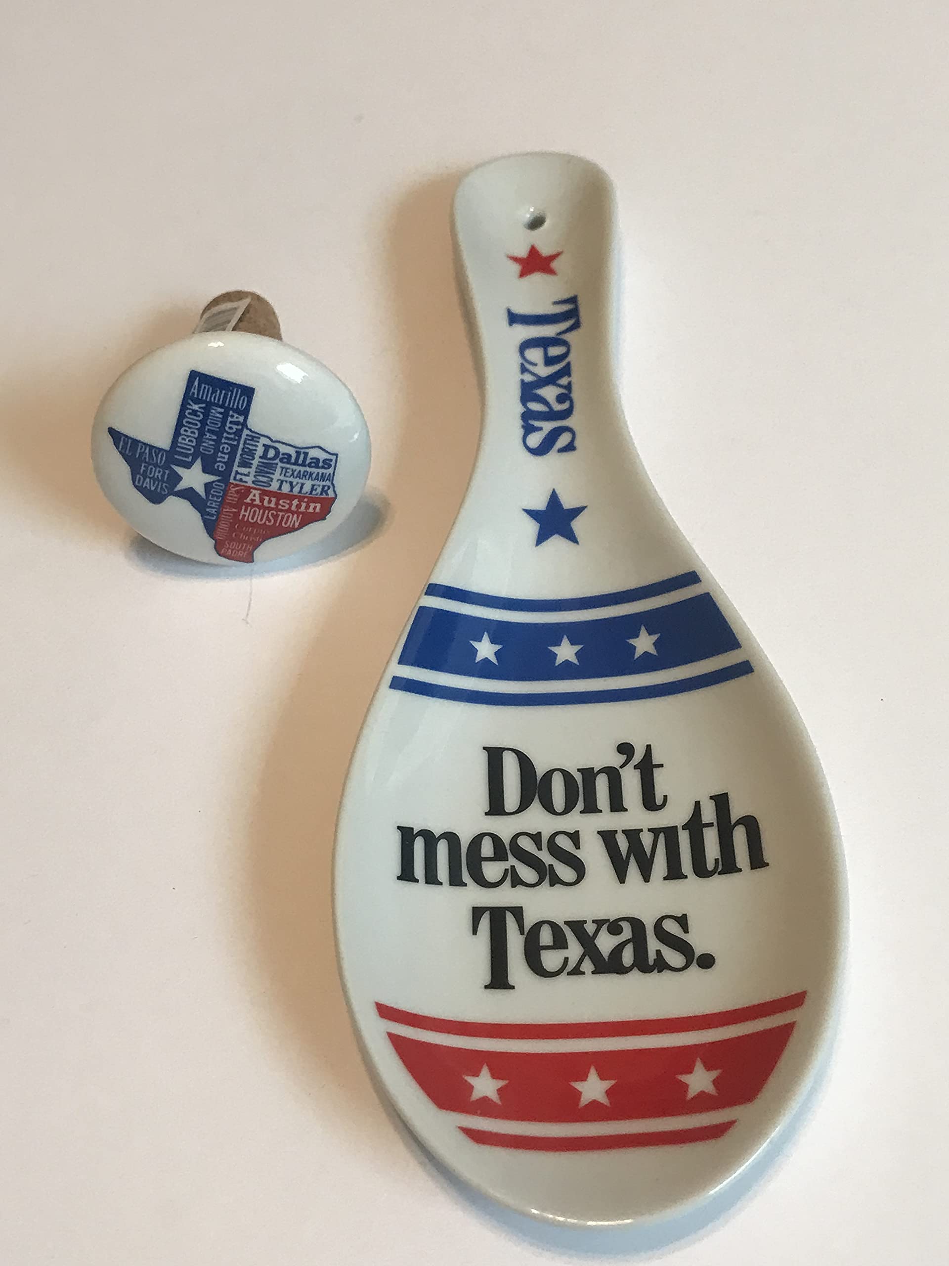 Texas-Themed Ceramic Spoon Rest & Wine Stopper Set - Souvenir Collectible with 'Don't Mess With Texas' Design - Perfect for Kitchen Decor, BBQ Parties, and Texas Gift Ideas