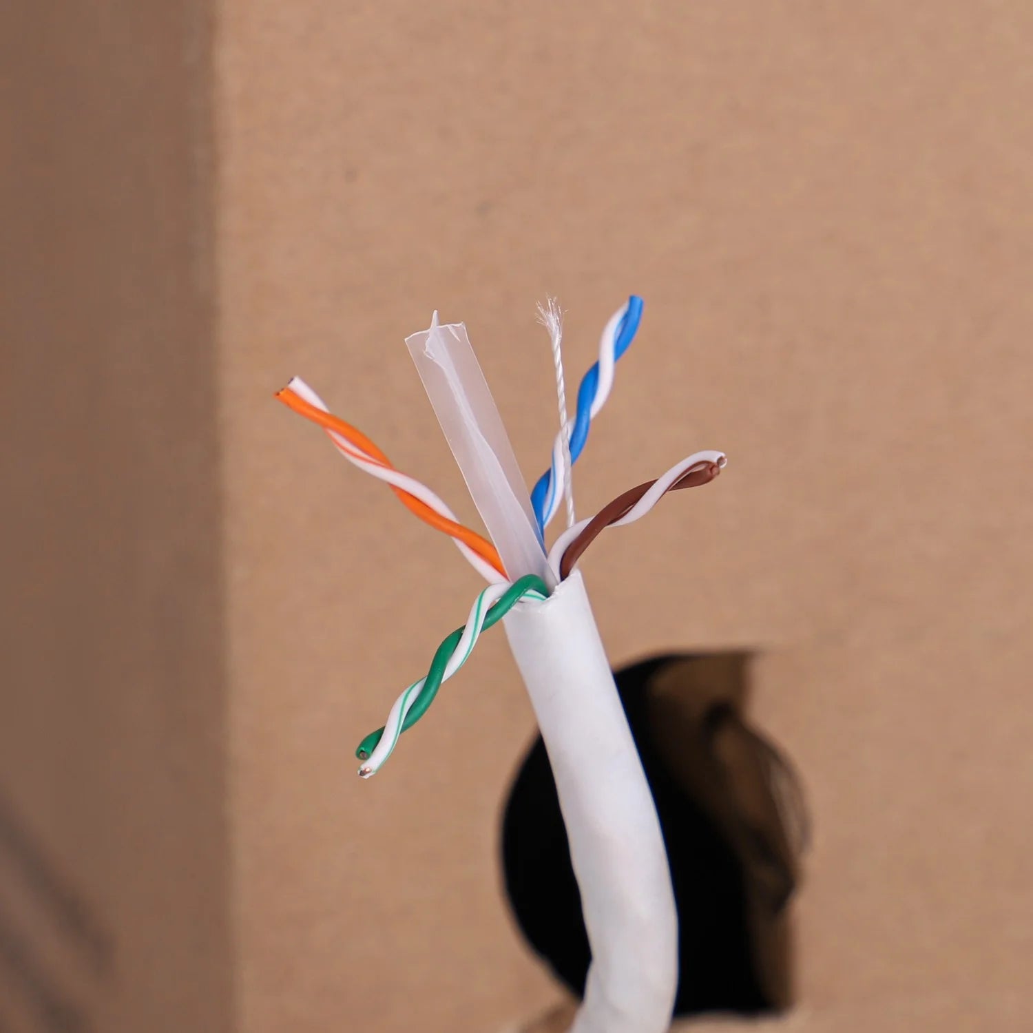 DS 1LN6USL5 CAT6 Ethernet Cable - UTP Solid Core, 305m (1000ft) - High-Speed Internet & Network Connection for Home, Office & Gaming Setup