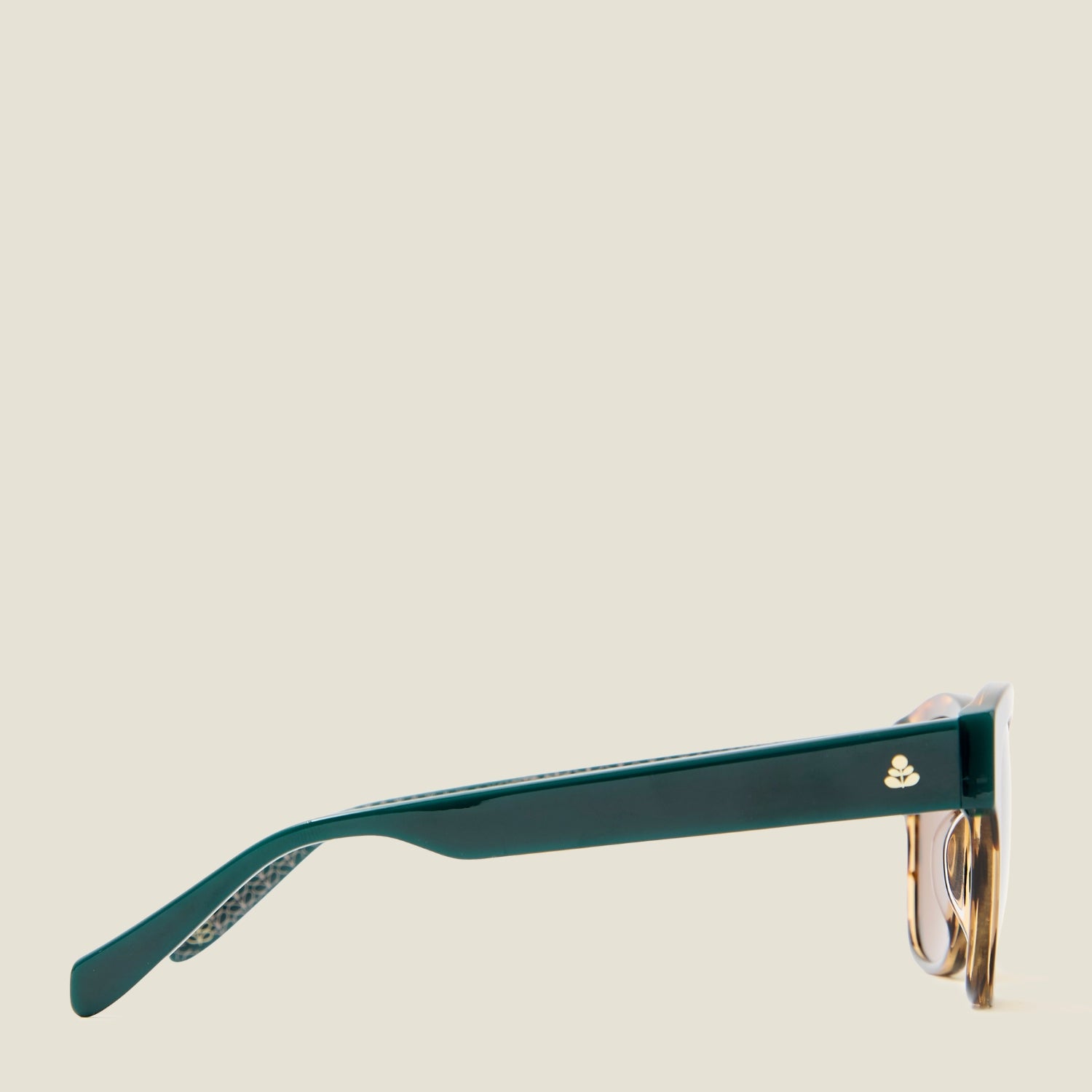 Stylish Wisteria Sunglasses - Tortoiseshell & Teal Frame - UV Protection - Perfect for Beach, Driving, and Outdoor Activities