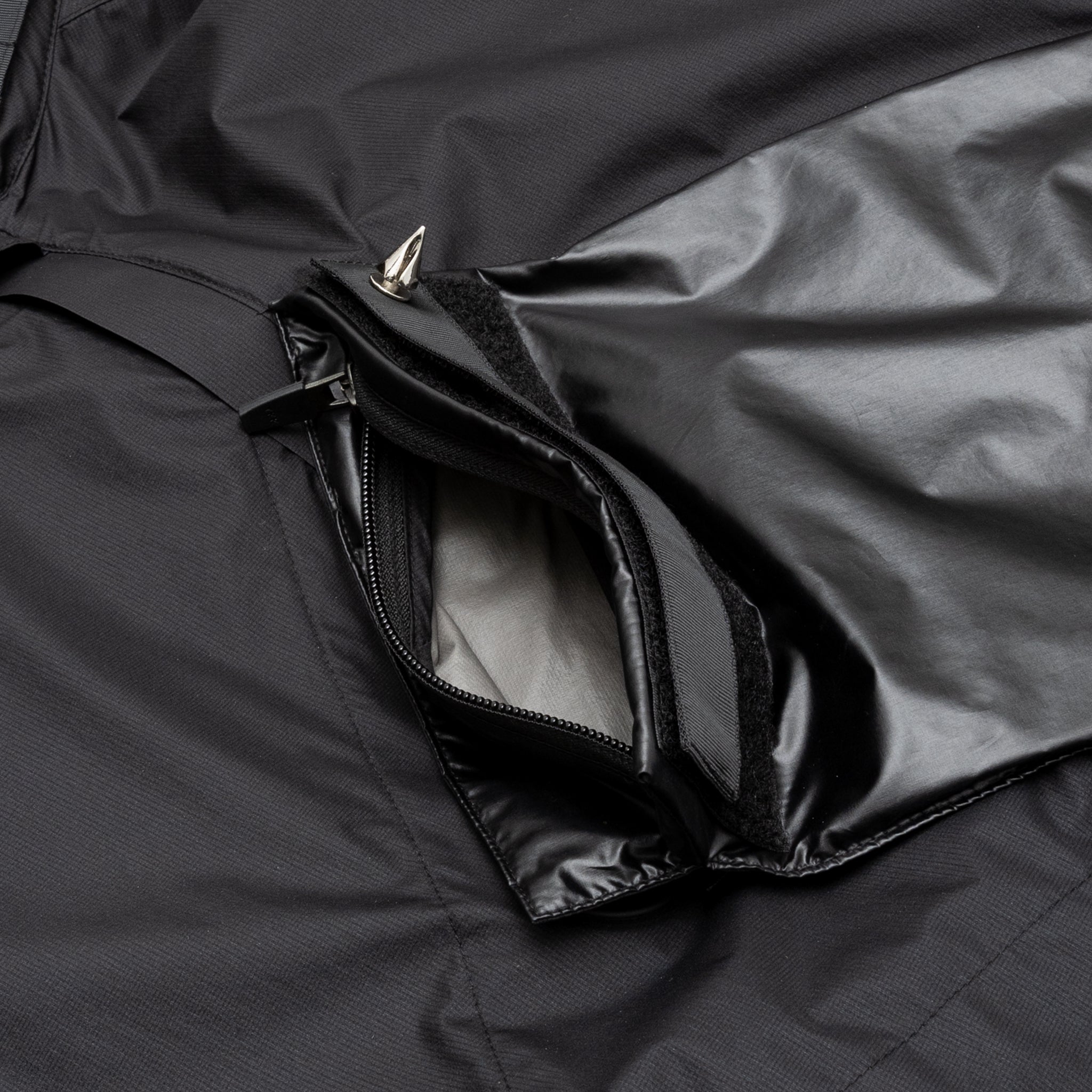 J36 WS WINDSTOPPER® INTEROPS Jacket - Lightweight Windproof Outdoor Jacket for Hiking, Cycling & Running - All-Weather Performance Wear for Men & Women