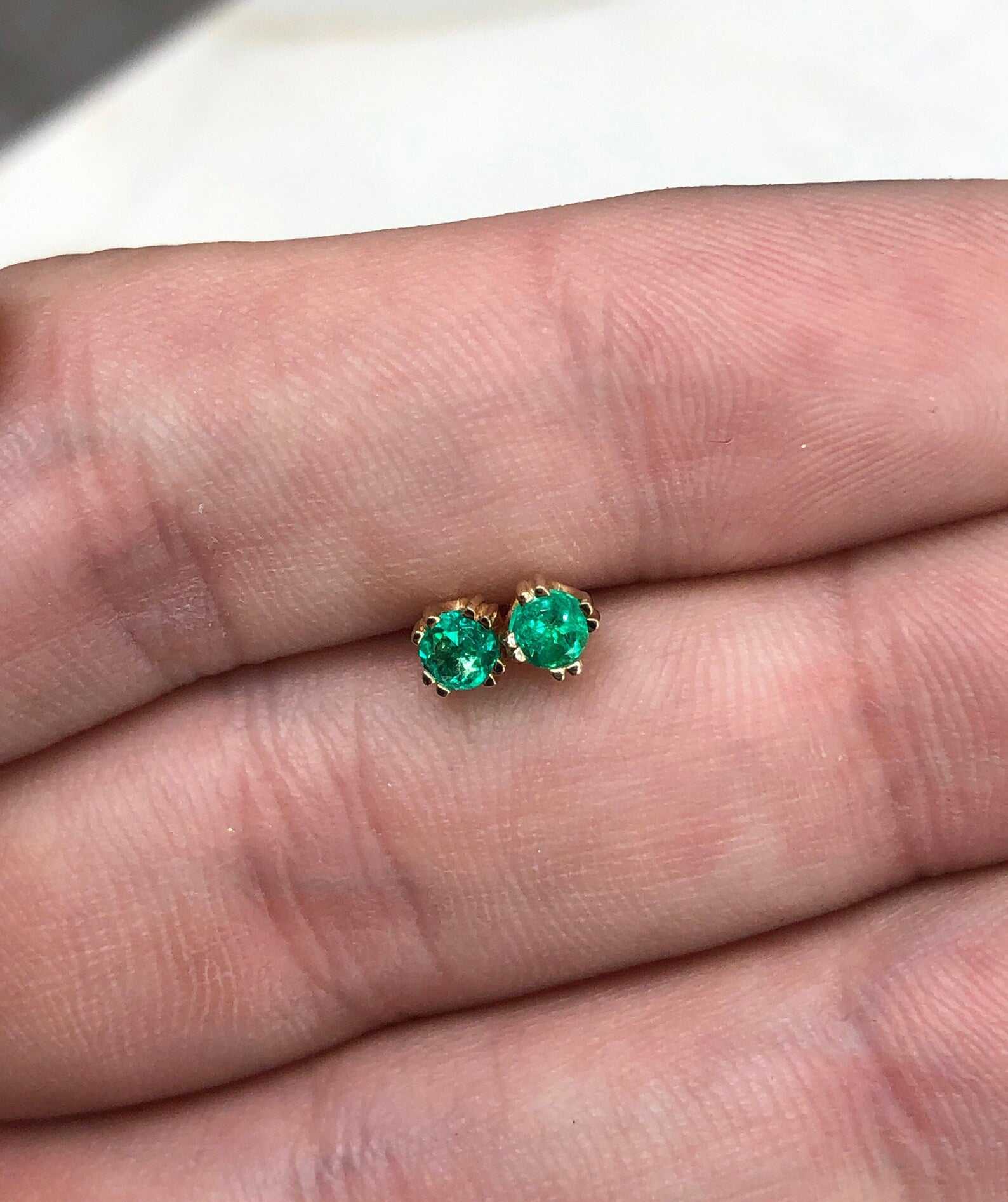 Musawali 0.35tcw AAA Natural Round Emerald Stud Earrings in 14K Gold - Perfect for Everyday Wear, Gift Giving & Special Occasions