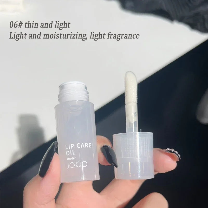 Hydrating Lip Oil with Glass Shine - Moisturizing & Plumping Lip Gloss for Dry Lips | Perfect for Daily Wear, Night Care & Makeup Looks