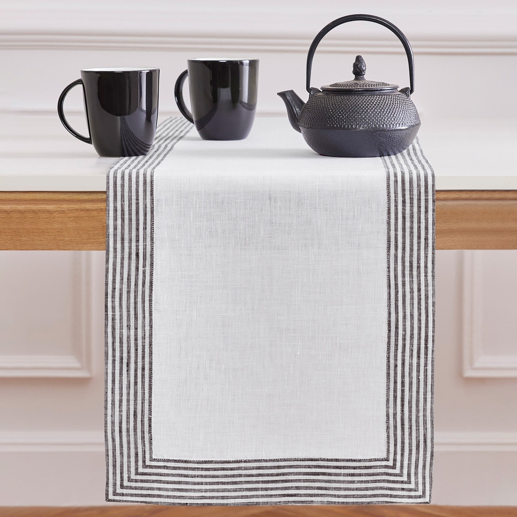 Lucca Table Runner - Elegant Dining Table Decor for Weddings, Holidays & Special Occasions | Perfect for Home & Restaurant Use