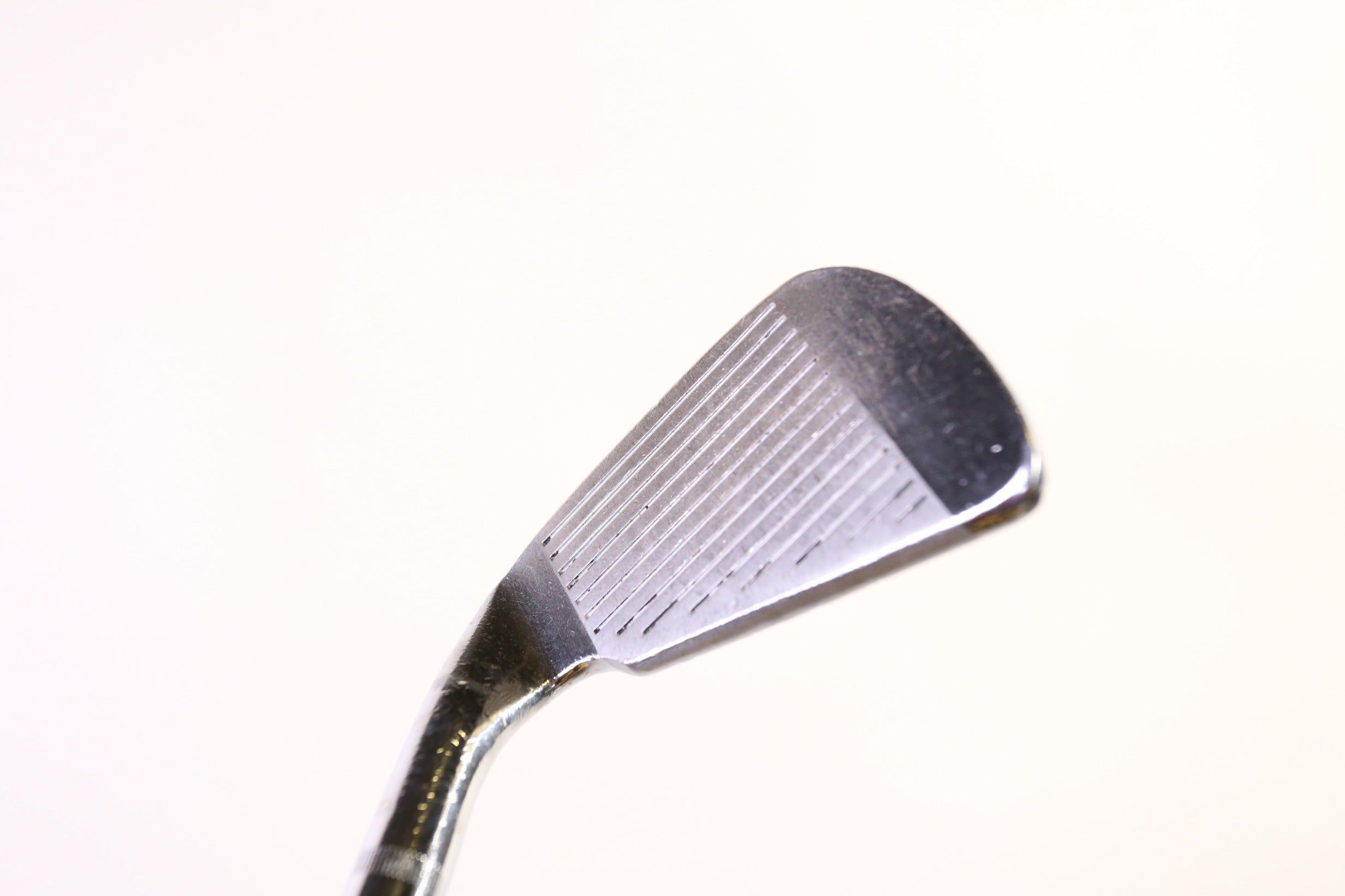 Premium Used Ben Hogan Edge Iron Set - Right Handed Golf Clubs (6, 7, 9, EW, SW) with Stiff Flex Shafts | Perfect for Mid-Handicap Golfers & Driving Range Practice