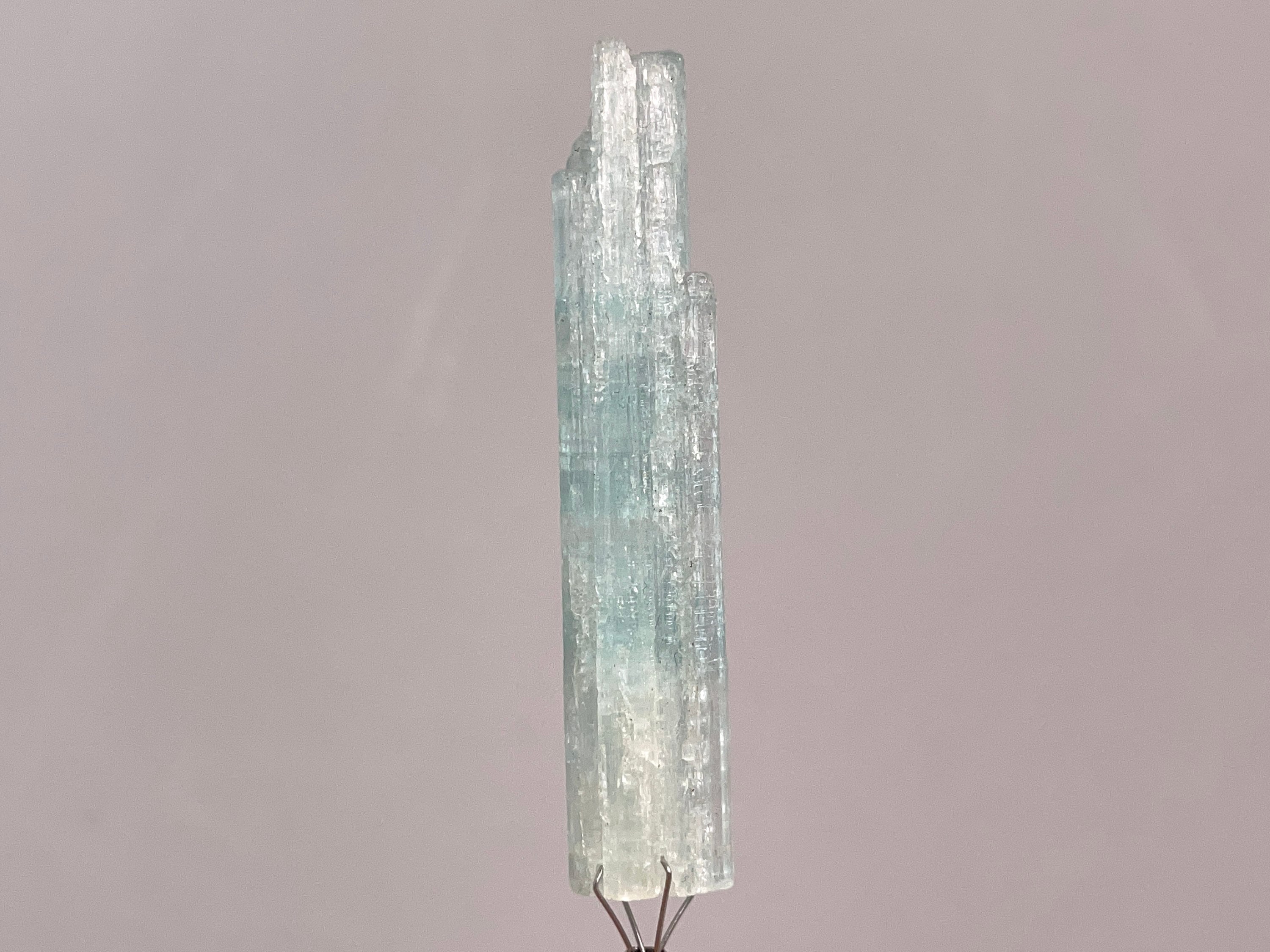 BERYL Raw Crystal Point - Natural Gemstone for Jewelry Making, Healing Crystals & Stones (47920) - Perfect for Meditation, Energy Work & DIY Crafts