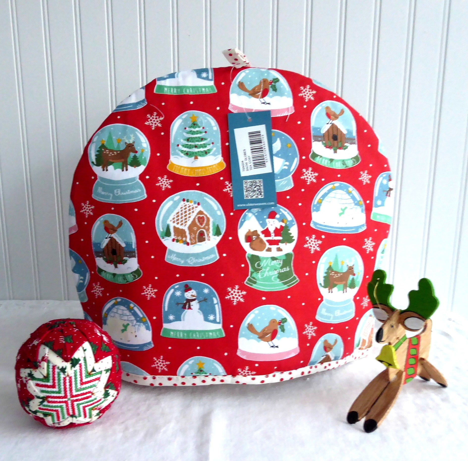 Christmas Snow Globe Tea Cozy - Large Padded Insulated Tea Pot Cover with Polka Dot Lining - Perfect for Holiday Decor & Winter Tea Parties