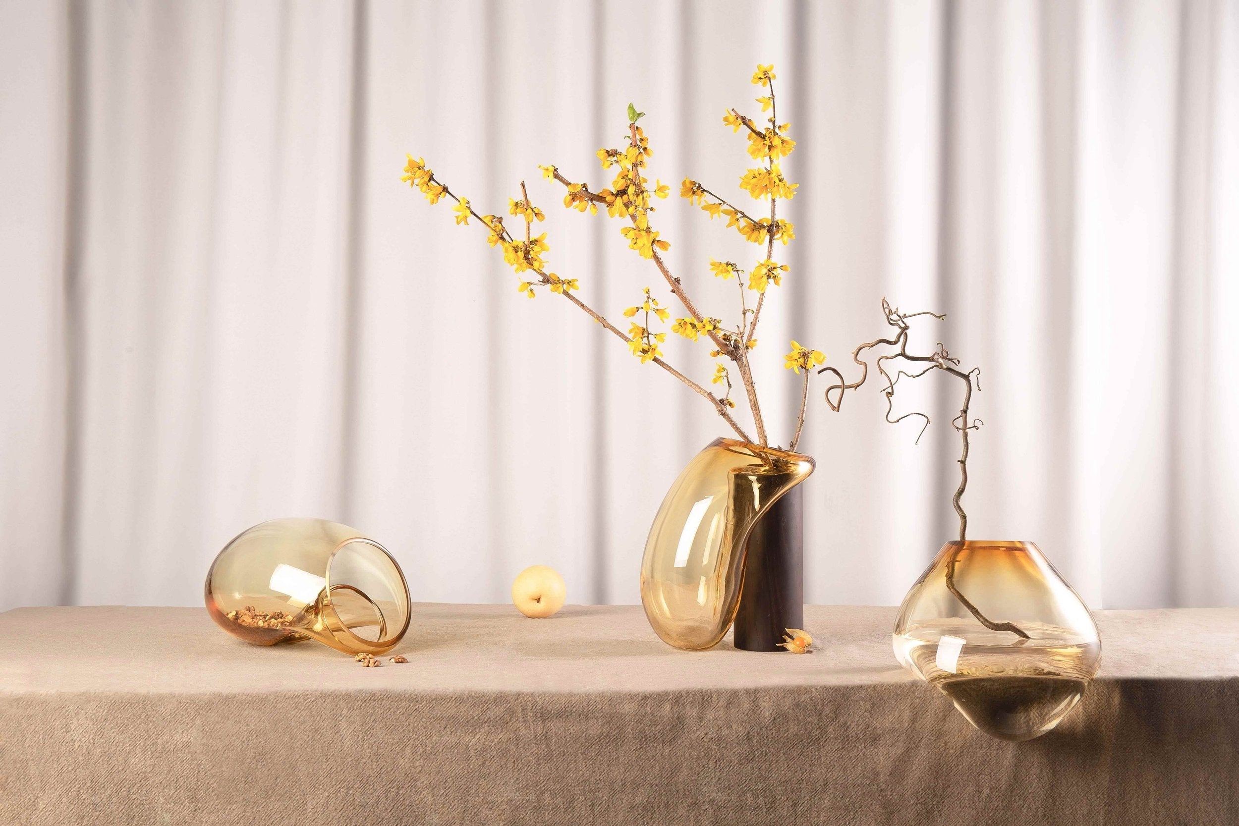 Noom Gutta Vase - Modern Ceramic Flower Vase for Home Decor, Wedding Centerpieces & Office Desk Accessories