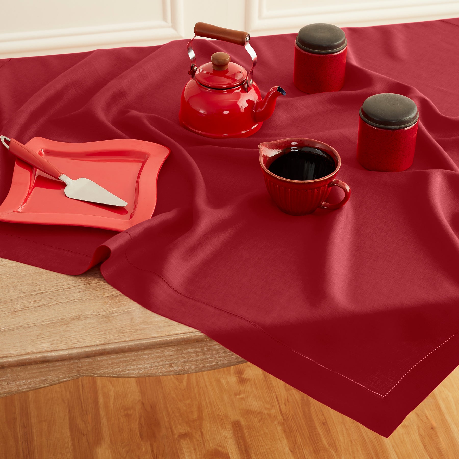 Classic Hemstitch Table Throw - Elegant Linen Table Runner for Dining Room Decor, Wedding & Holiday Table Settings
