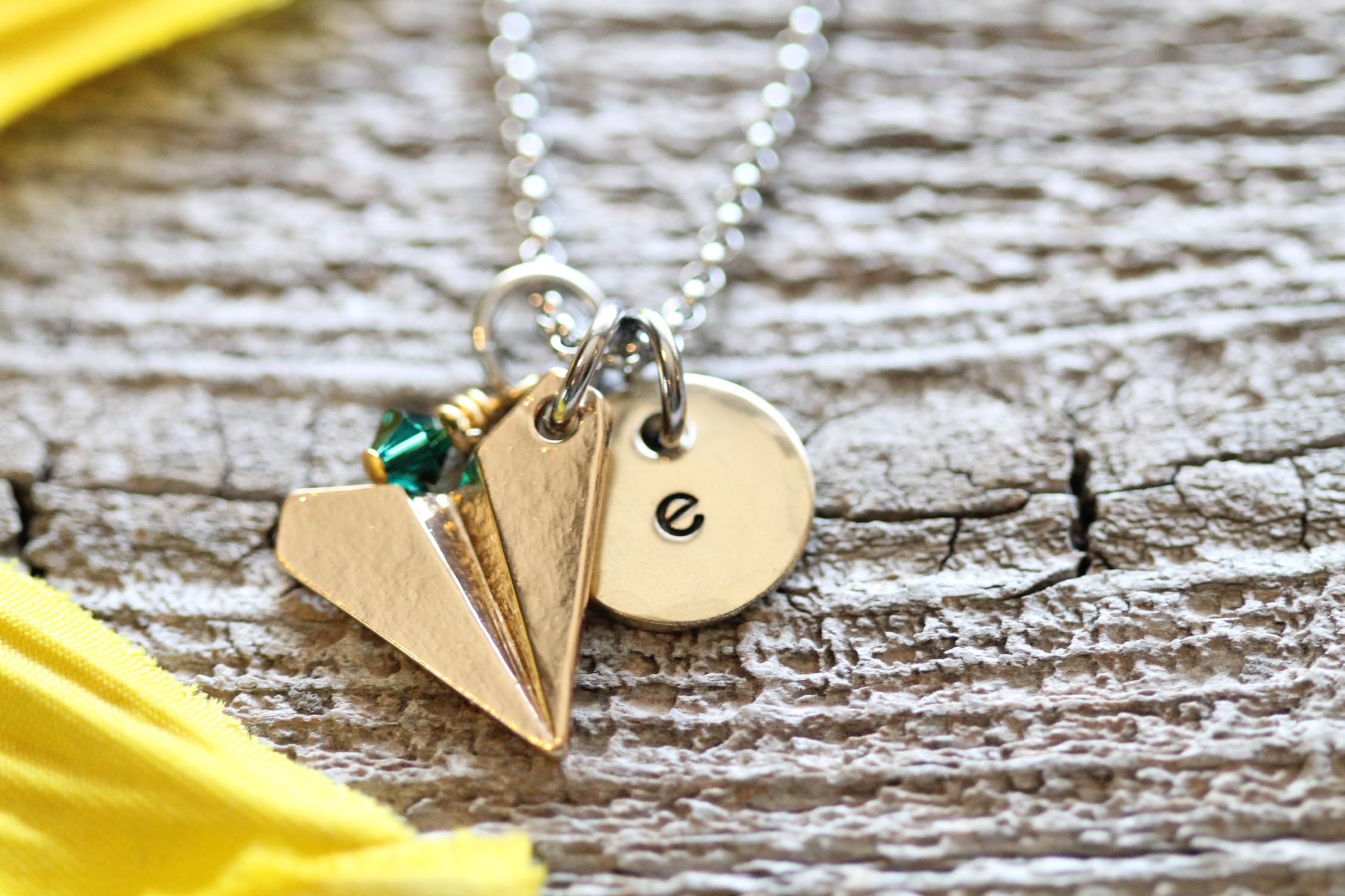 Personalized Gold Paper Plane Necklace - Custom Initial Airplane Jewelry for Pilots, Flight Attendants & Travel Lovers - Unique Origami Plane Charm Gift for Aviation Enthusiasts - Perfect for Birthdays, Anniversaries & Travel-Themed Occasions
