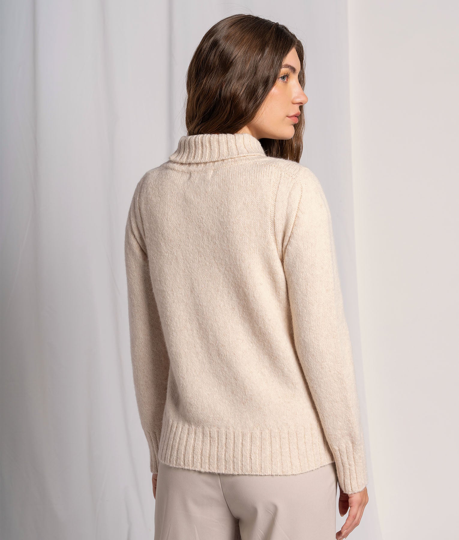 Women's High Neck Sweater - Soft & Warm Winter Knit Pullover for Casual Outfits & Office Wear
