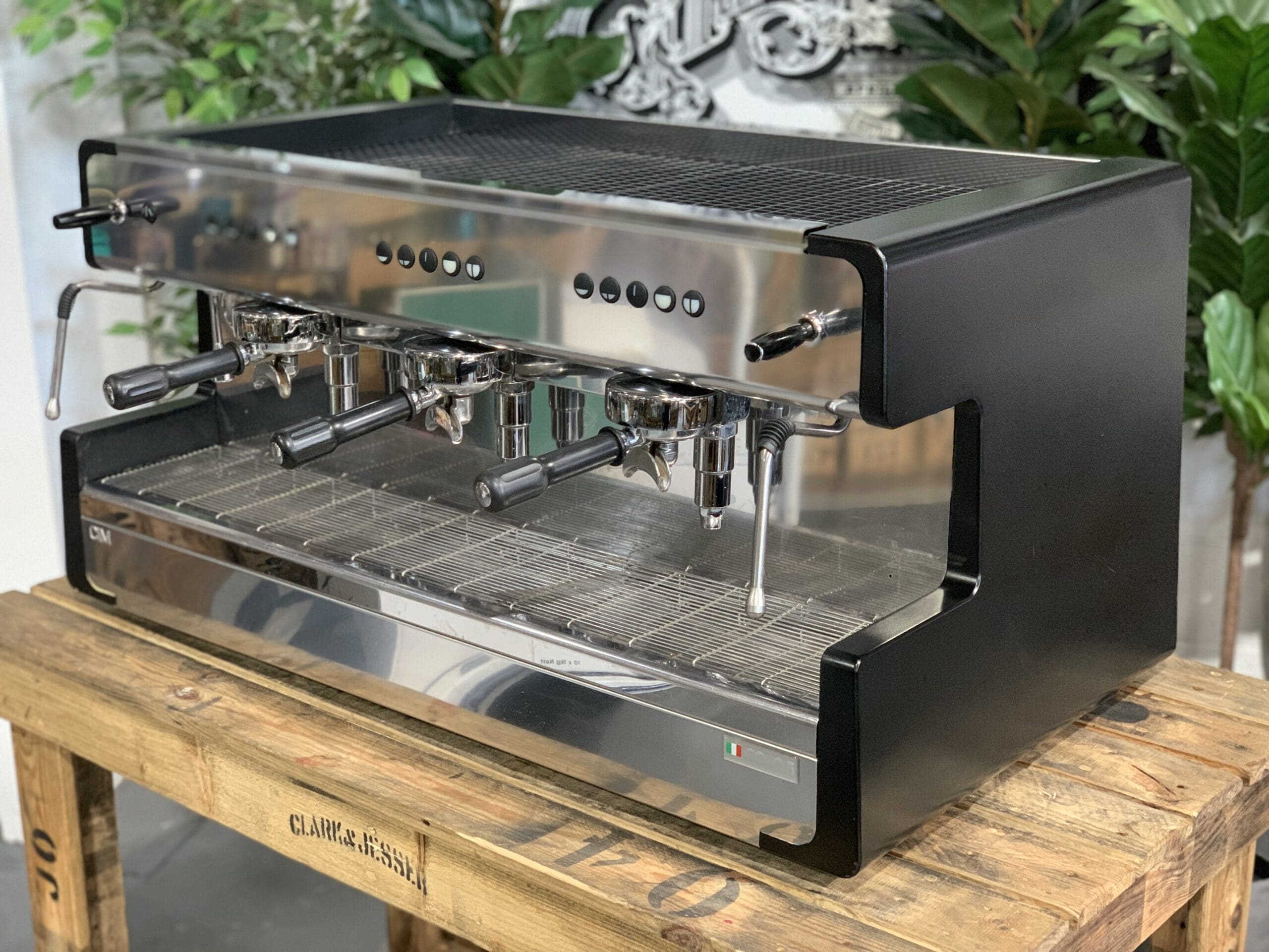CIME CO 05 3 Group Black Commercial Espresso Machine - Professional Coffee Maker for Cafes, Restaurants & Offices | Perfect for High-Volume Brewing & Barista Training