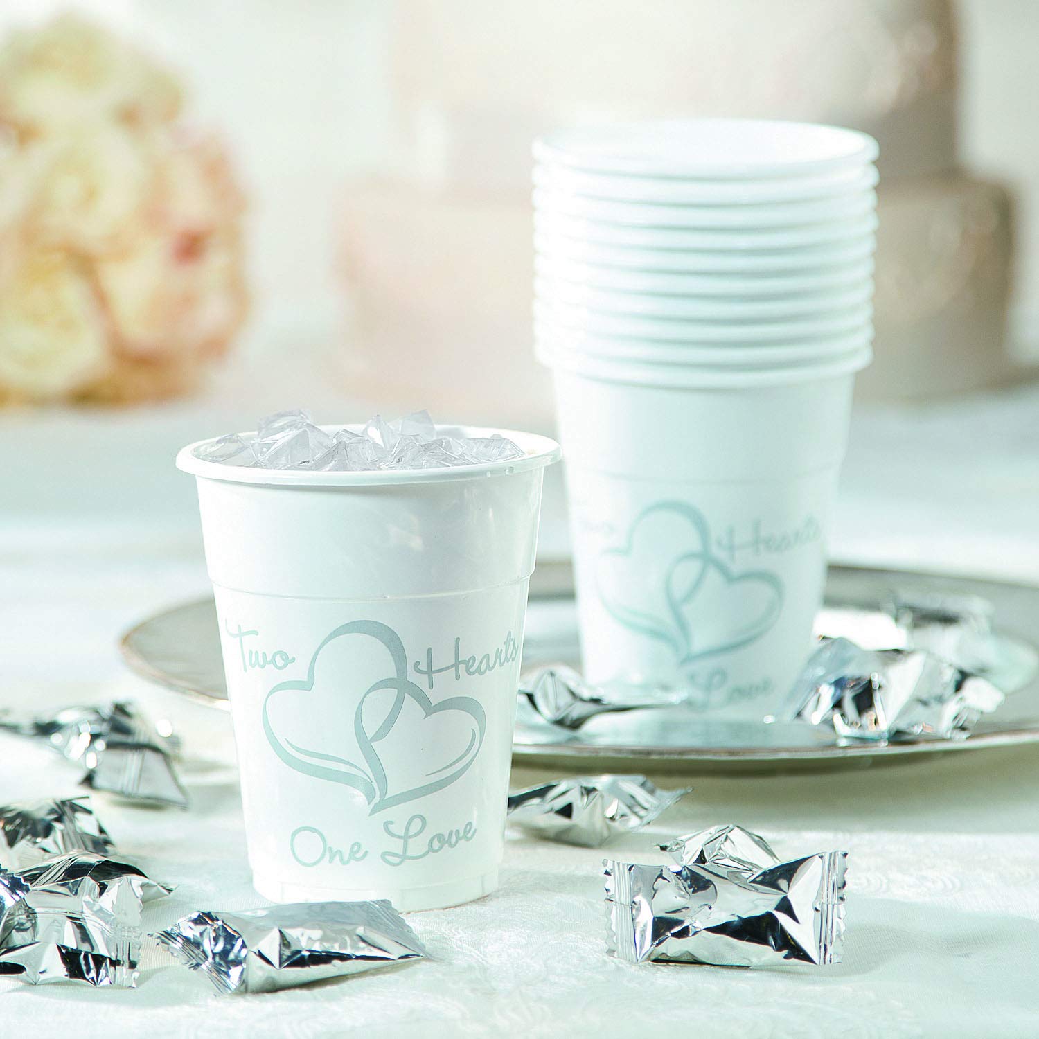 50 Pack 16oz Plastic Disposable Wedding Cups with Heart Design - Perfect for Wedding Receptions, Bridal Showers, and Romantic Parties