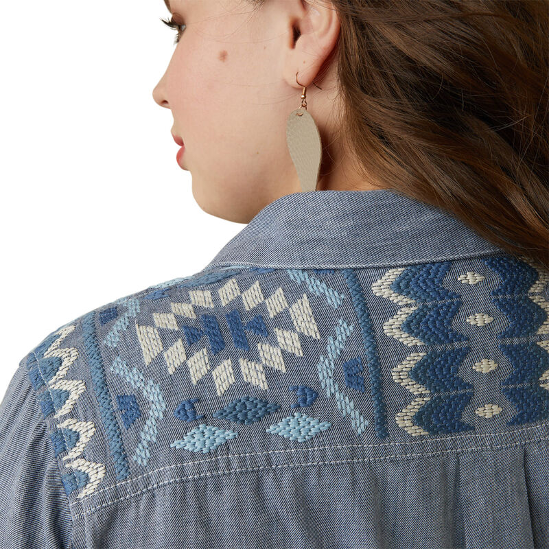 Ariat Women's Real Billie Jean Shirt - Embroidered Chambray Western Shirt for Cowgirl Style | Perfect for Rodeo, Ranch Work & Country Fashion