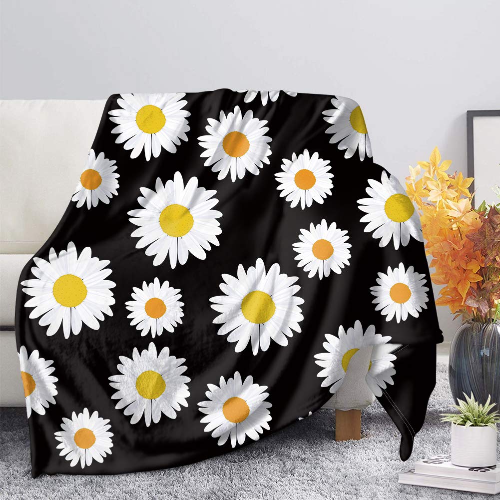 BIGCARJOB Crazy Daisy Printed Flannel Throw Blanket - Soft, Washable, X-Large 80x60 Inches - Cozy Warm Blanket for Women, Girls, Bedroom, Dorm Room & Living Room Decor
