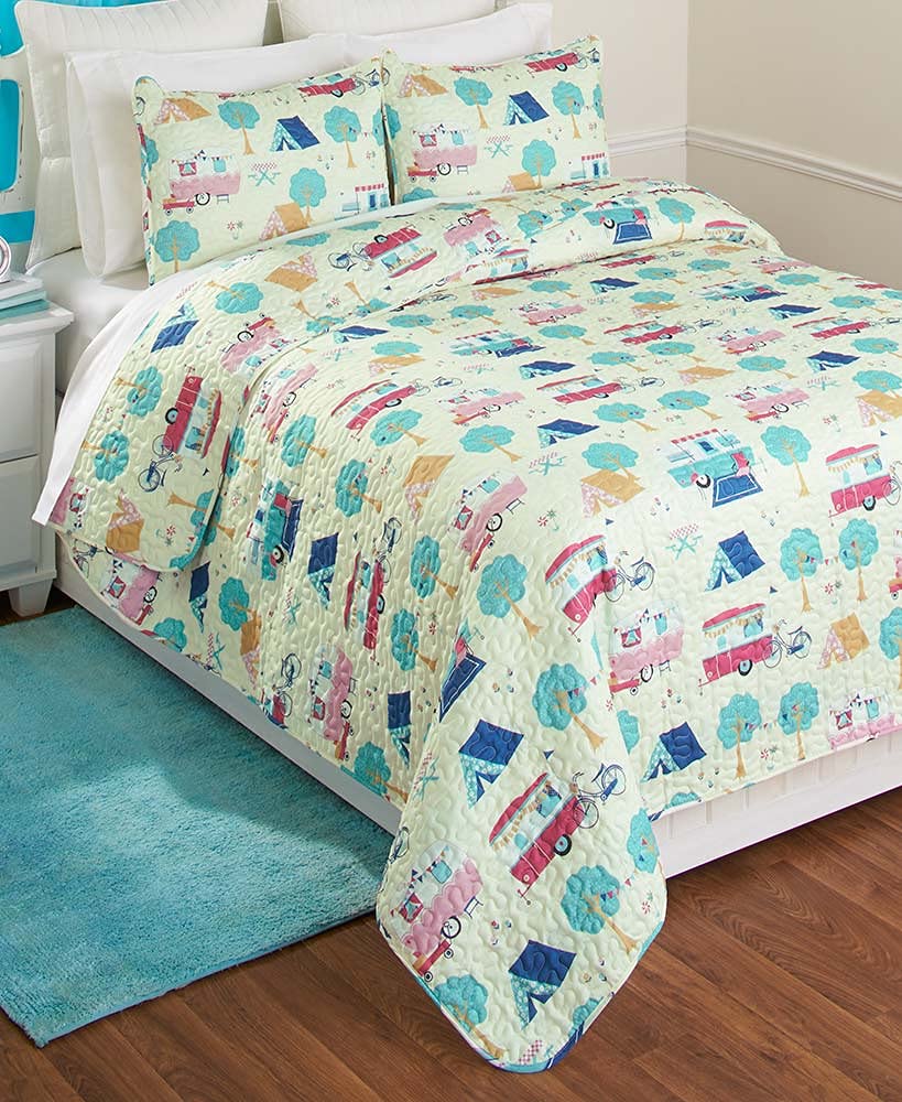 Retro Happy Glamping Quilt Set King - Lakeside Collection for Cozy Outdoor Adventures