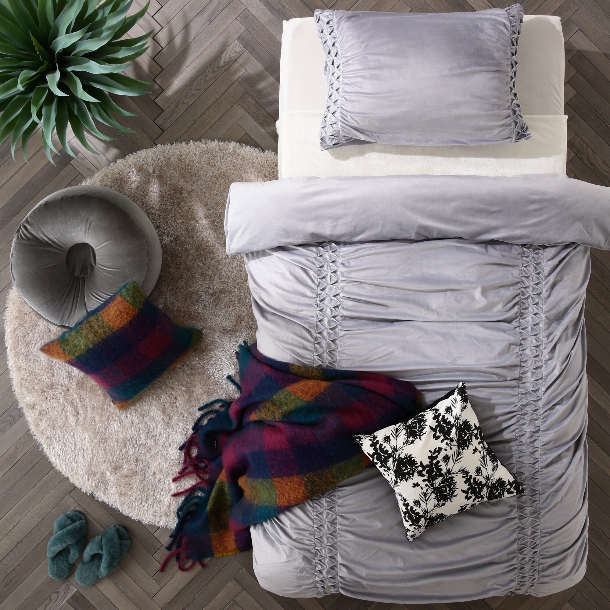 Kaste Round Rug 59