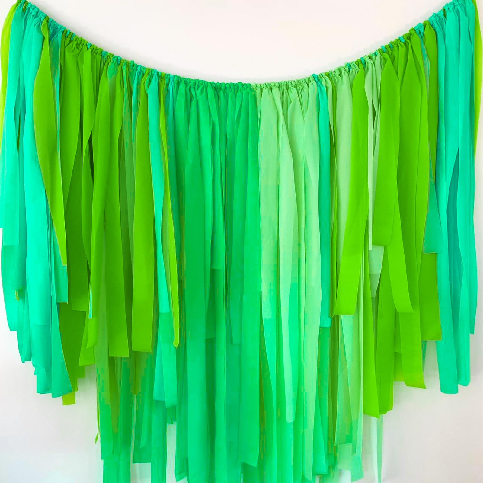 PartyWoo Crepe Paper Streamers - 10 Rolls (820ft) Light Green Party Decorations for Birthday, Wedding & Baby Shower - 1.8