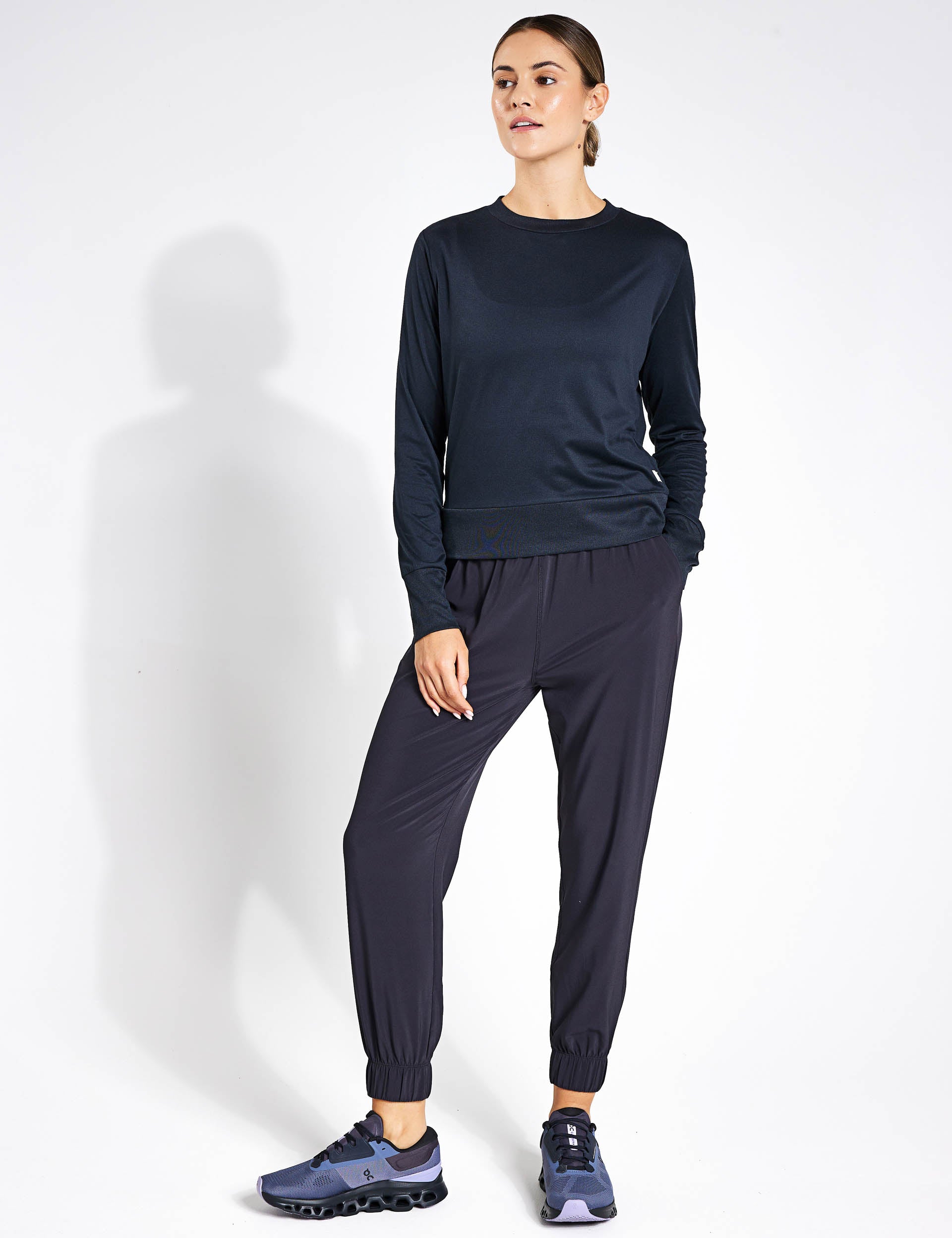 Daydream Crew Black Heather T-Shirt - Soft Cotton Comfort for Casual Wear & Everyday Outfits