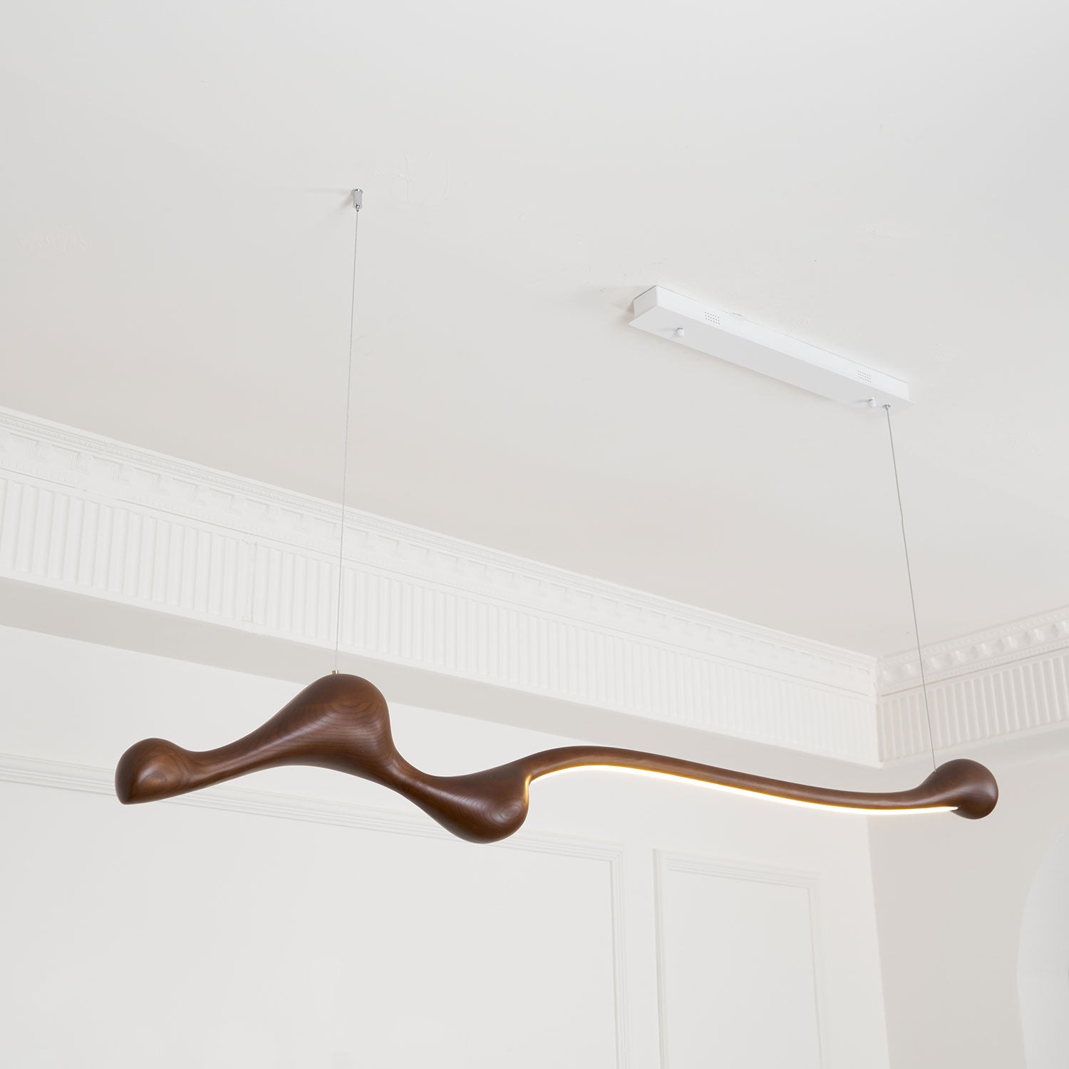 Modern Curva Pendant Lamp - Sleek Hanging Light Fixture for Dining Room, Kitchen Island & Bedroom | Energy Efficient LED Lighting