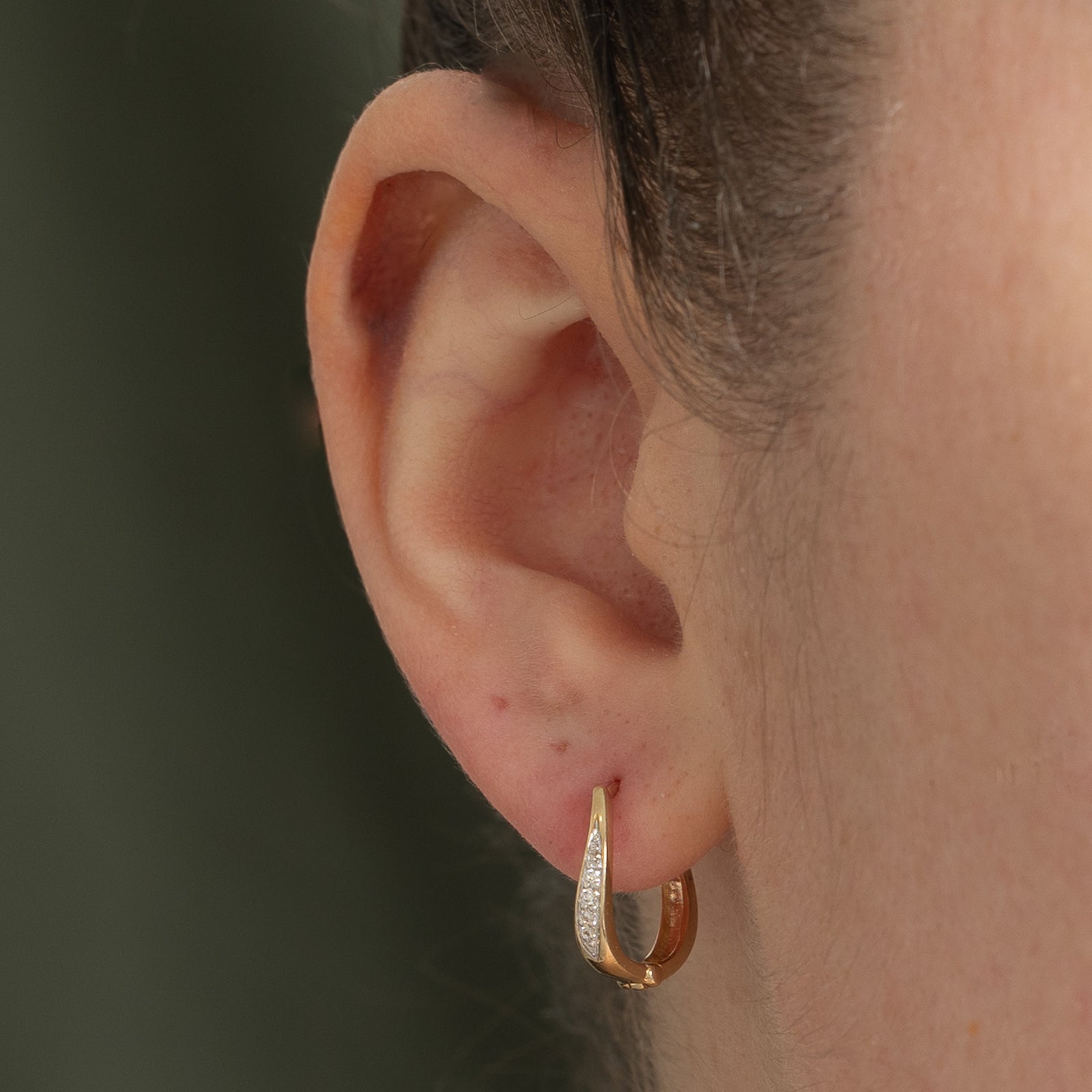 10K Gold Diamond Hoop Earrings for Women - 0.06ctw Round Cut Stud Earrings | Perfect for Everyday Wear, Parties & Special Occasions