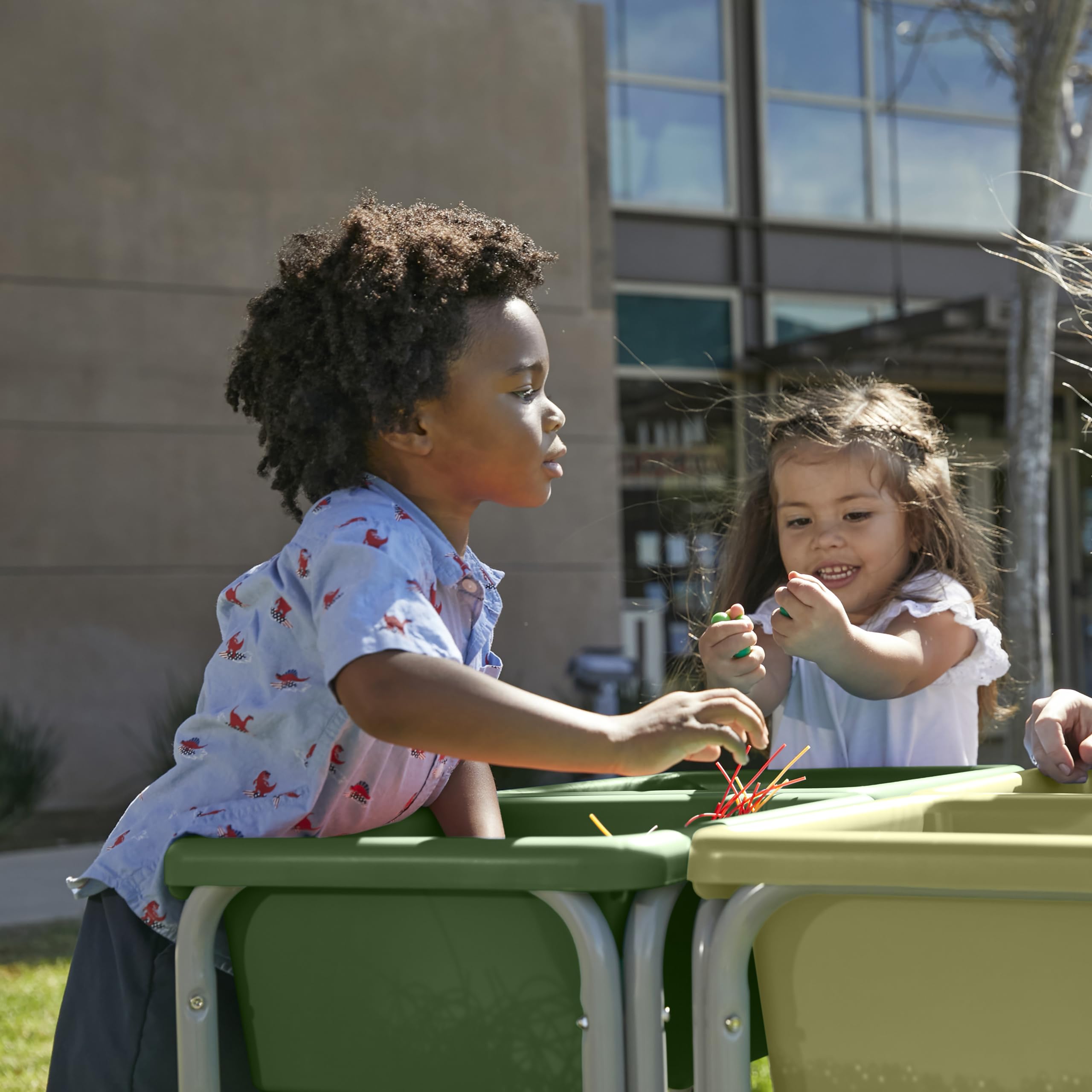 ECR4Kids 4-Station Adjustable Sand and Water Play Table with Sensory Bins - Fern Green & Hunter Green - Outdoor & Indoor Toddler Activity Table for Sensory Play, Preschool Learning, and Backyard Fun