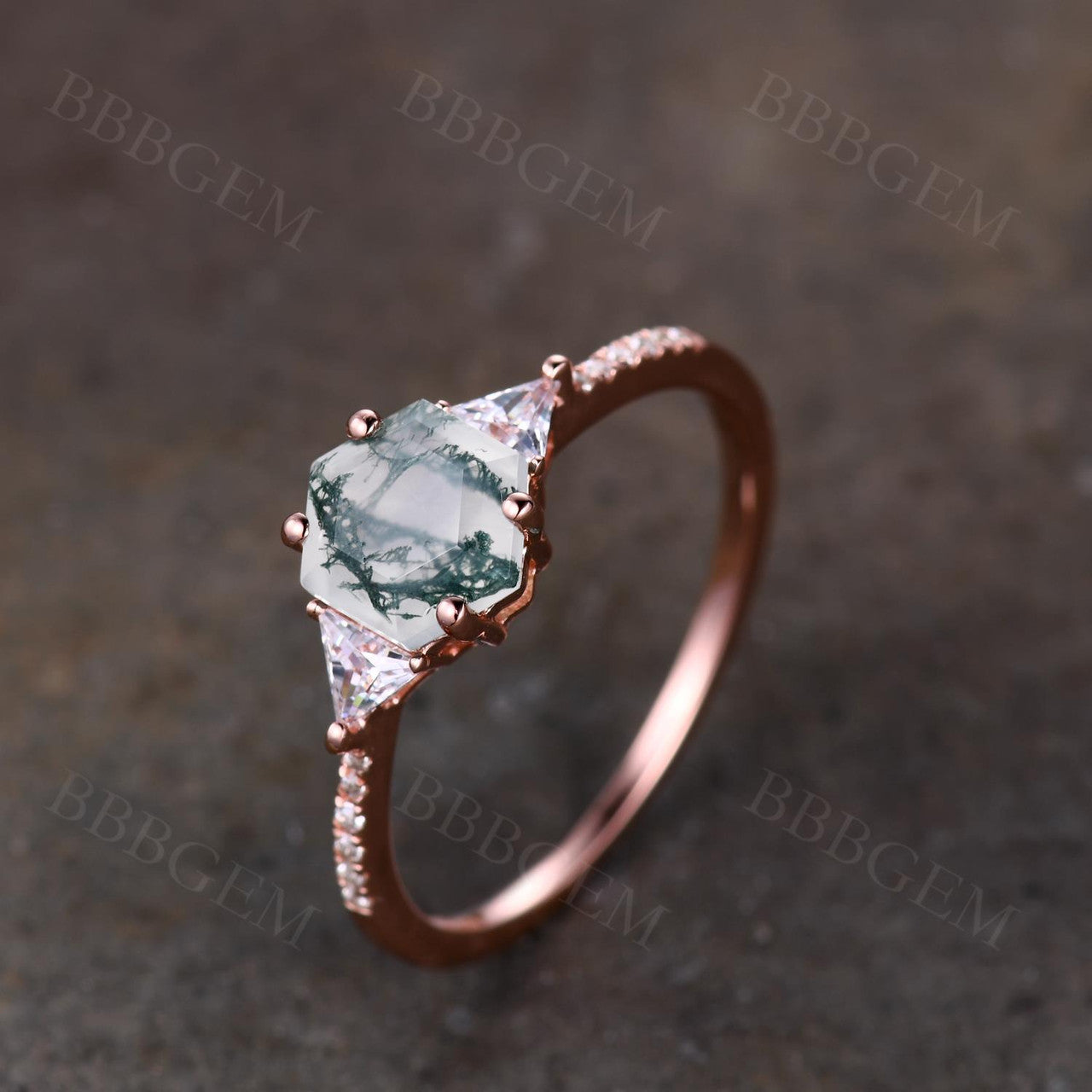 Hexagon Cut Green Moss Agate Engagement Ring - 3 Stone Hexagonal Aquatic Agate Mossy Wedding Ring with Triangle Moissanite Side Stones | Perfect for Nature-Inspired Bridal Jewelry & Boho Wedding Bands