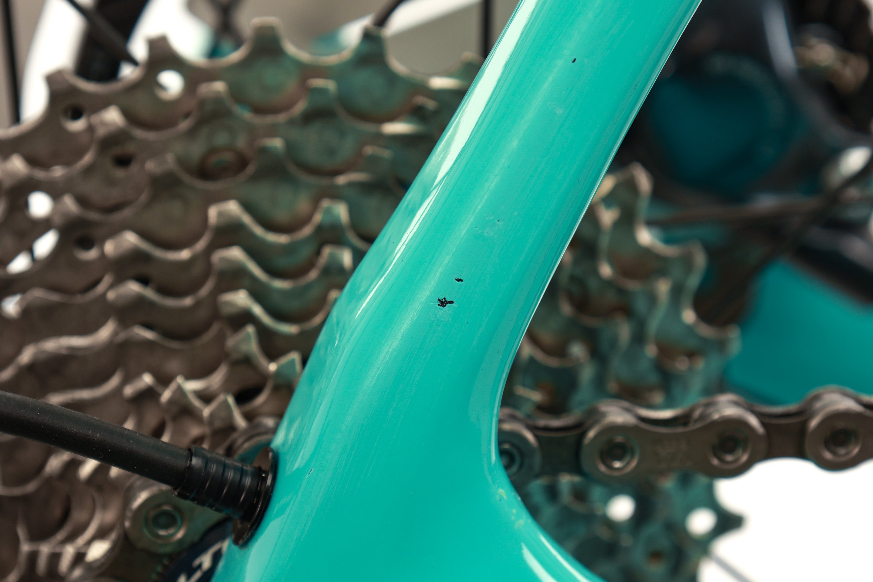 Bianchi Infinito CV Ultegra Road Bike 2020 - 59cm Carbon Frame, Shimano Ultegra Groupset - Perfect for Endurance Cycling & Long-Distance Rides