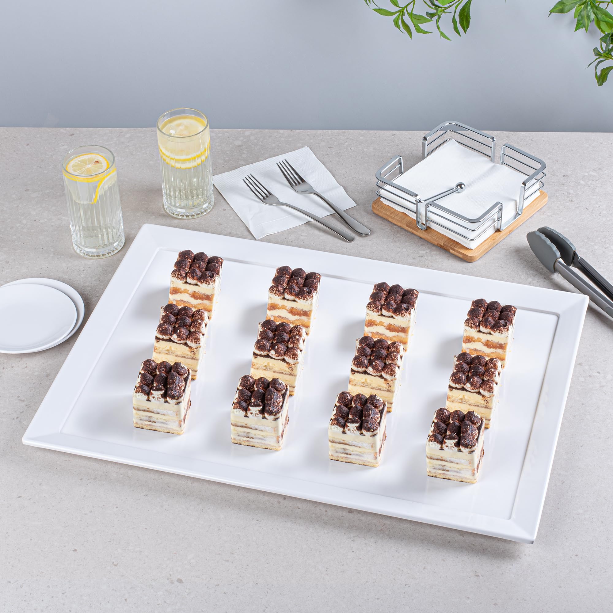 Restaurantware Voga 25.6 x 17.7 Inch White Melamine Serving Tray - Rectangle Dishwasher Safe Platter with Raised Edges for Meals, Appetizers, Snacks | Shatterproof Outdoor Entertaining Tray for Parties, Picnics, BBQs & Buffets