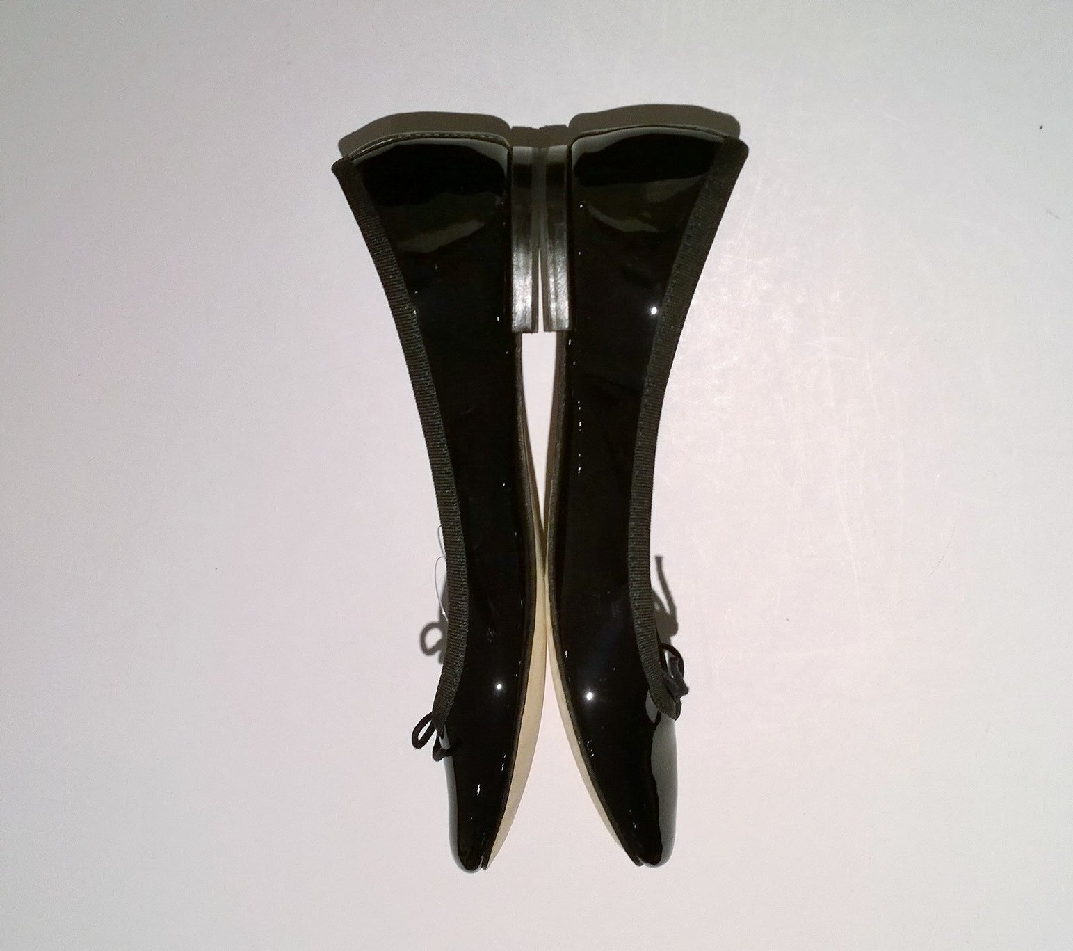 Repetto Cendrillon Black Patent Leather Ballet Flats - Women's Classic French Dance Shoes for Ballet, Ballroom & Everyday Wear
