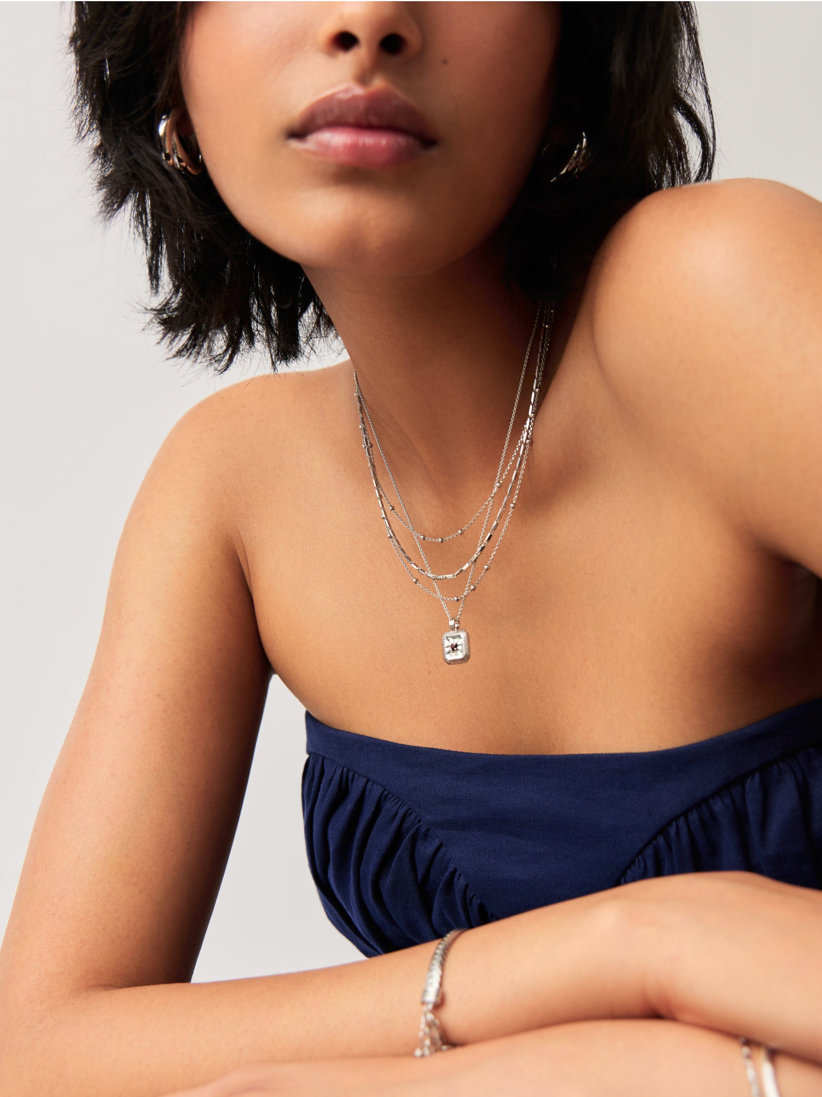 Gorgeous January Birthstone Pendant Necklace with Genuine Garnet Stone - Perfect Gift for January Birthdays, Anniversaries & Special Occasions | Elegant Jewelry for Women & Girls