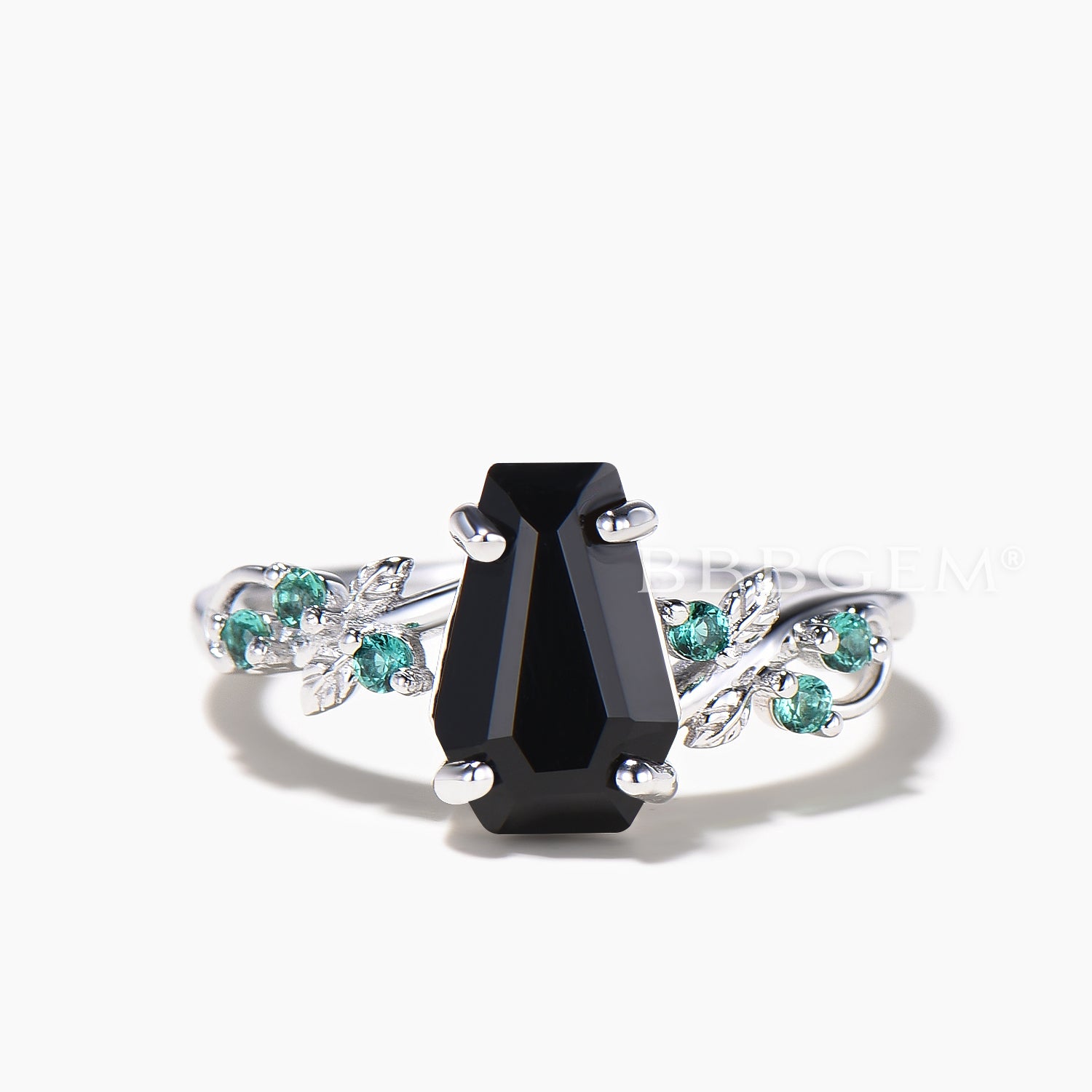 Natural Black Onyx Emerald Cut Engagement Ring - Coffin Shape Vintage Inspired Wedding Band for Women, Perfect for Nature Lovers & Alternative Brides