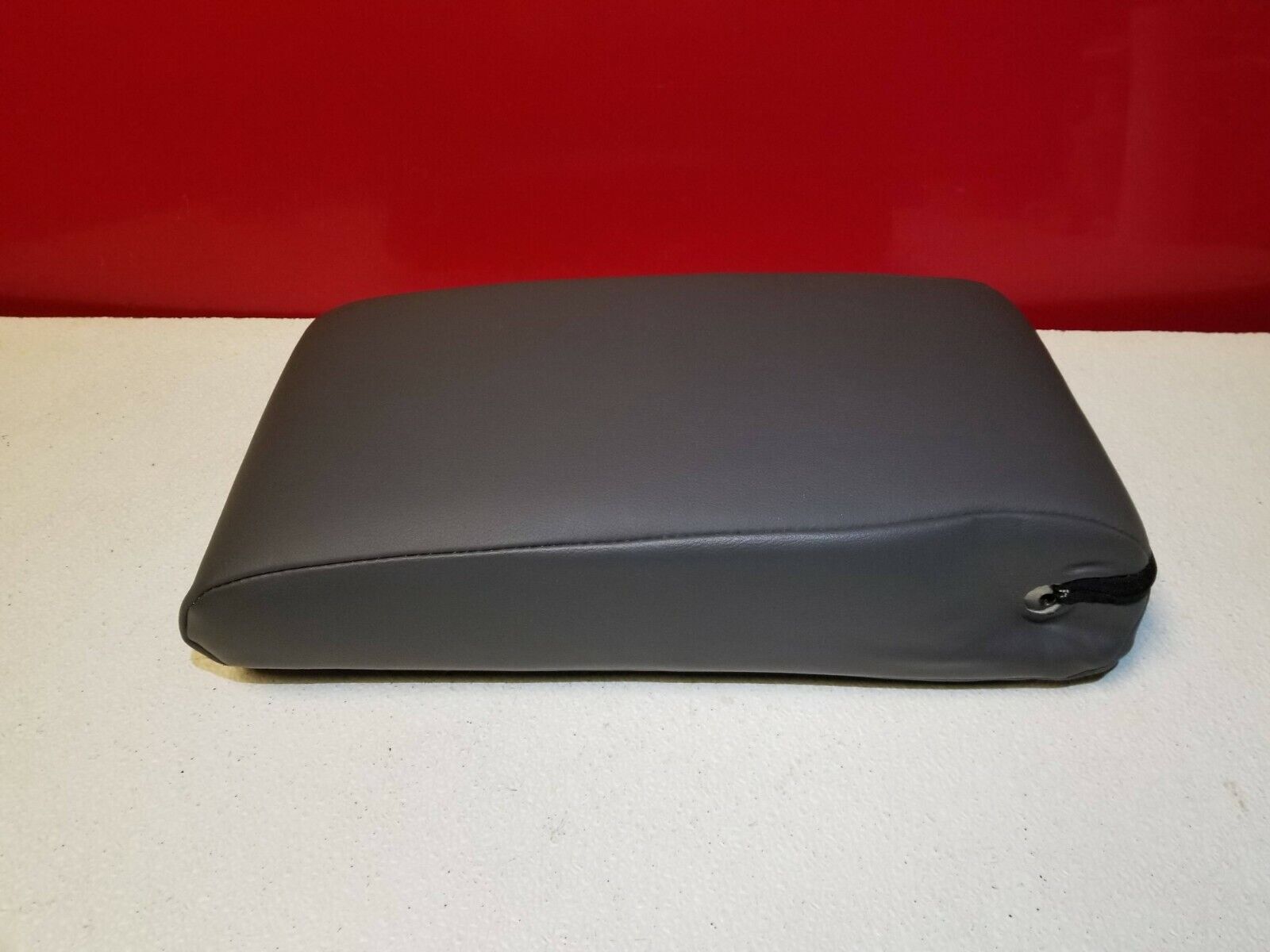 Original Toyota Prius Rear Seat Armrest 2005-2009 OEM Replacement - Comfort Upgrade for 2nd Gen Prius Models | Perfect for Long Drives & Road Trips