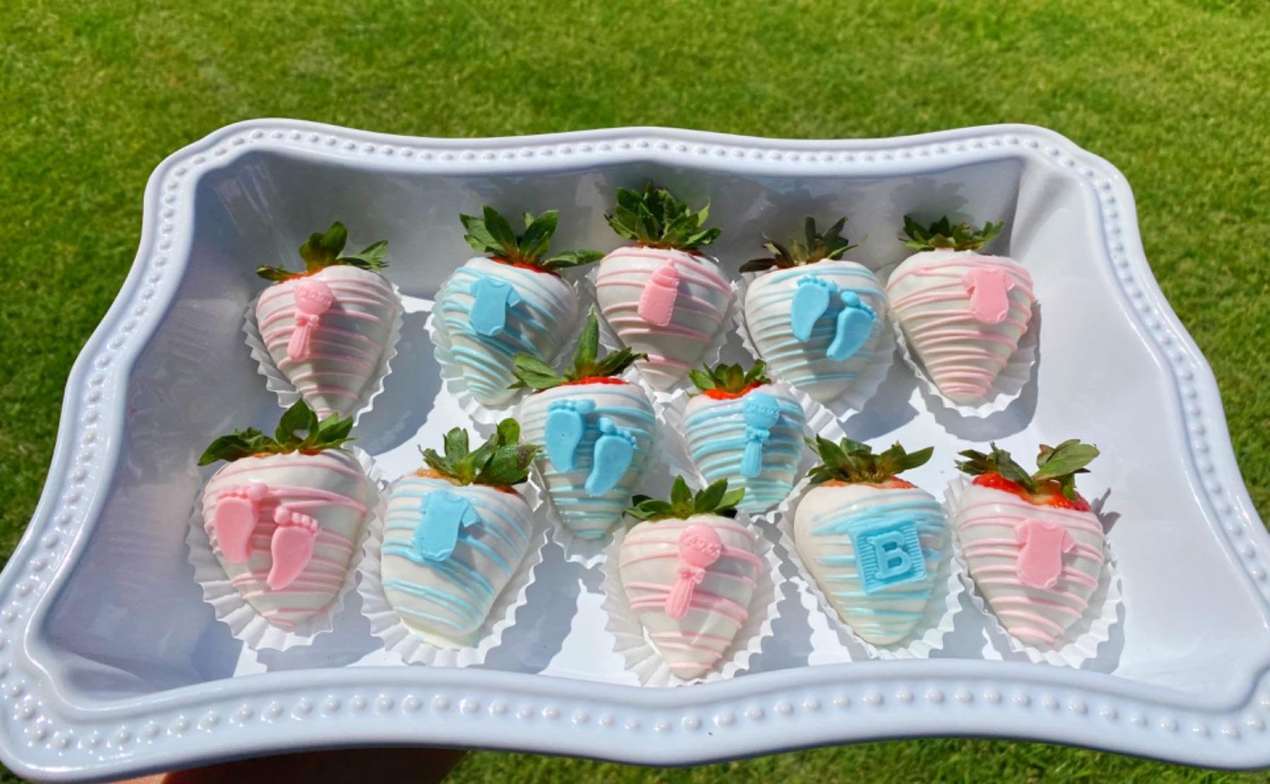 Baby Footprint Silicone Baking Molds - Fondant, Chocolate & Candy Molds for Cake Decorating - Perfect for Baby Showers, Christening Cupcake Toppers & Party Decorations - Easy to Use for DIY Resin, Clay & Gumpaste Crafts