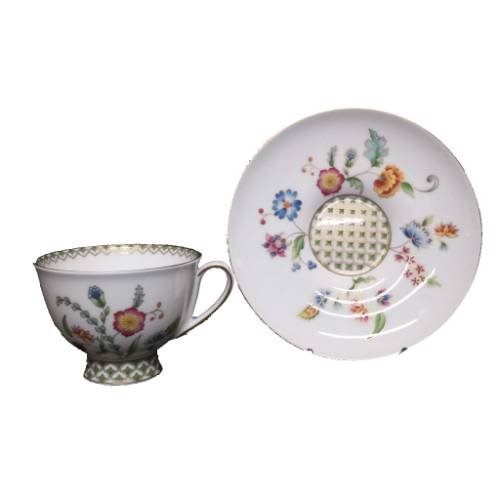Premium Gione Tea Cup and Saucer Set - Elegant Porcelain Tea Set for Afternoon Tea, Luxury Dinnerware & Home Decor - Perfect for Tea Parties, Bridal Showers & Gift Giving