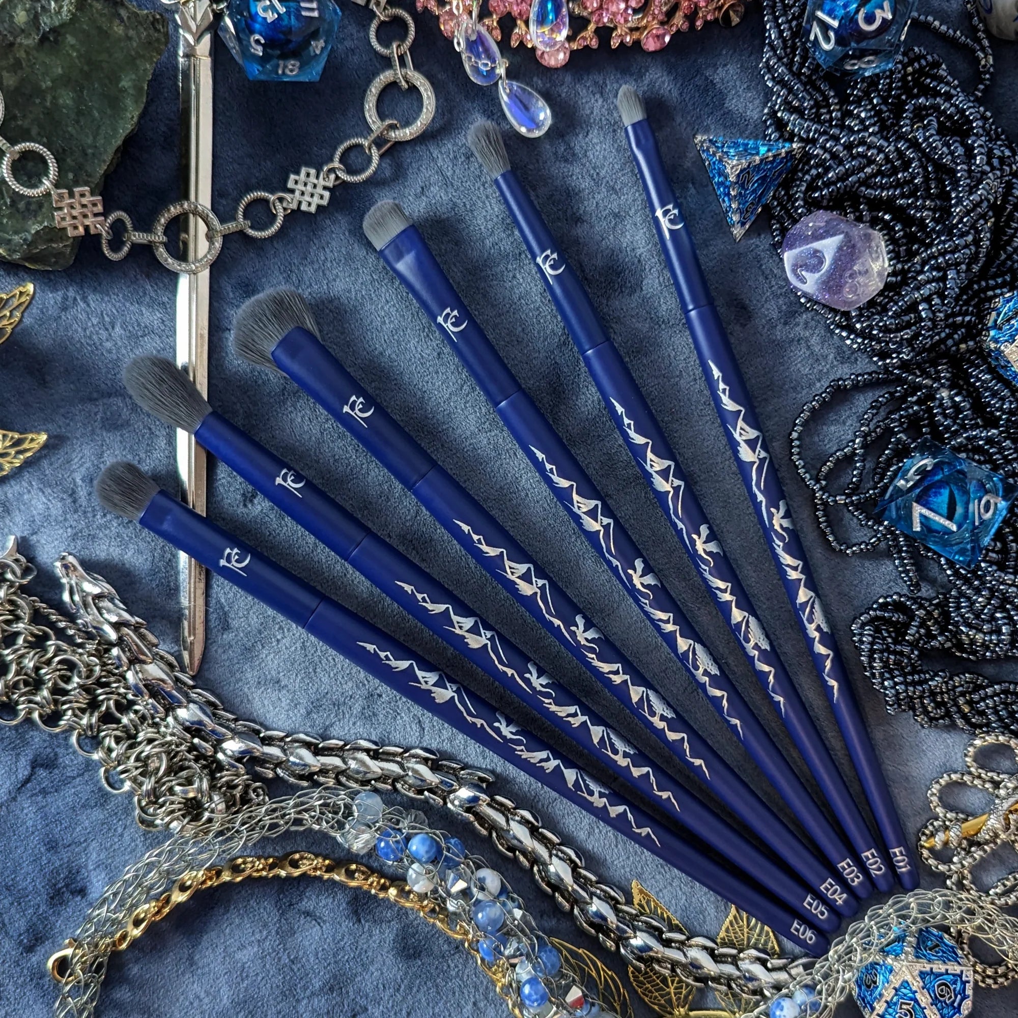 Premium Ice Dragon Eye Makeup Brushes Set - Soft Bristles for Eyeshadow, Blending & Detail Work - Perfect for Professional Makeup Artists & Beginners (Great for Daily Use, Special Occasions & Travel)