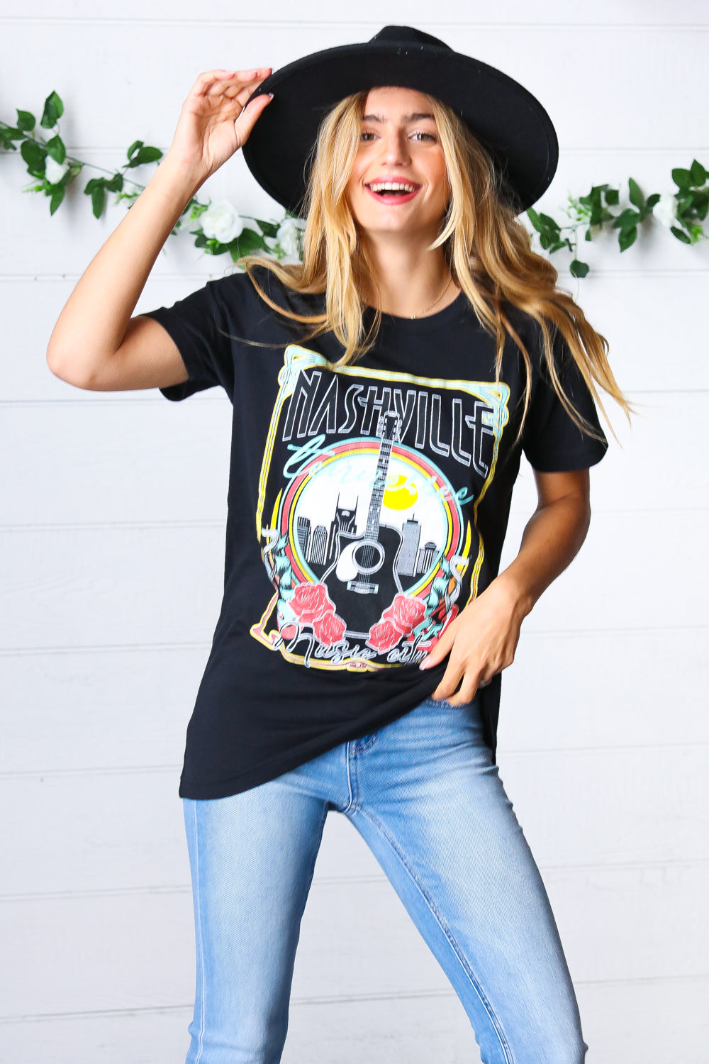 Black Cotton Nashville Graphic Knit Tee - Soft Vintage-Inspired T-Shirt for Men & Women | Perfect for Casual Wear, Concerts, and Street Style Outfits