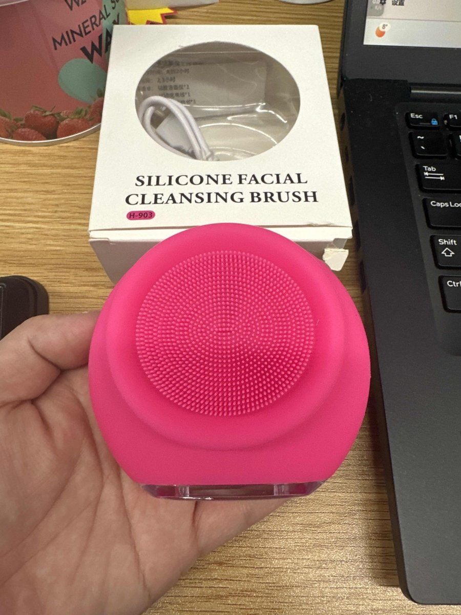 Premium Silicone Facial Cleansing Brush - Gentle Exfoliating & Deep Pore Cleansing for Acne-Prone Skin | Perfect for Daily Skincare Routine & Makeup Removal
