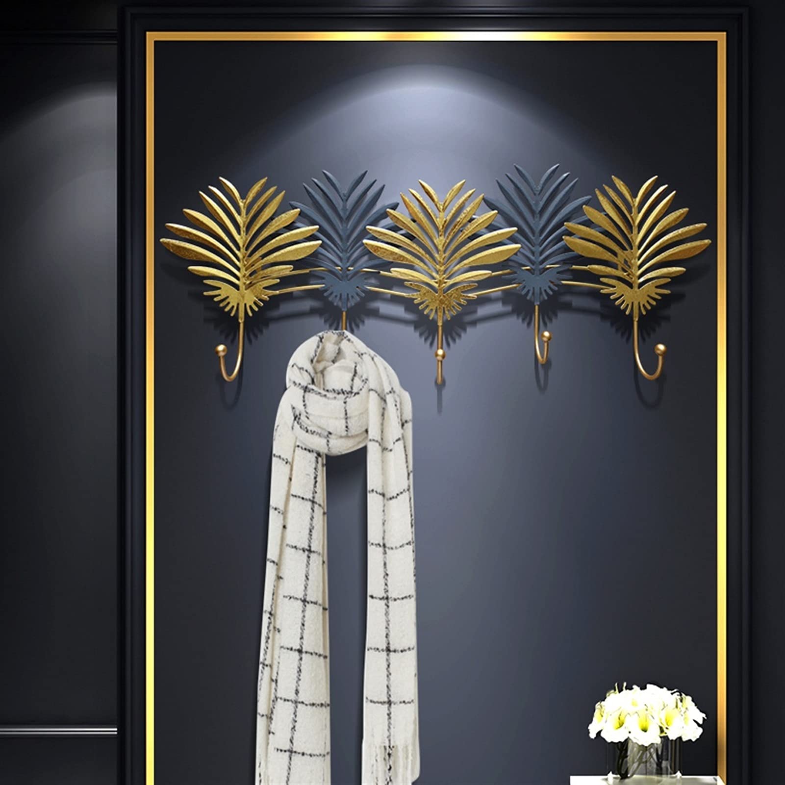 Nordic Creative Leaf Wall-Mounted Coat Rack - Space Saving Entryway Hooks for Hats, Coats & Jackets - Perfect for Hallway, Bedroom & Closet Organization