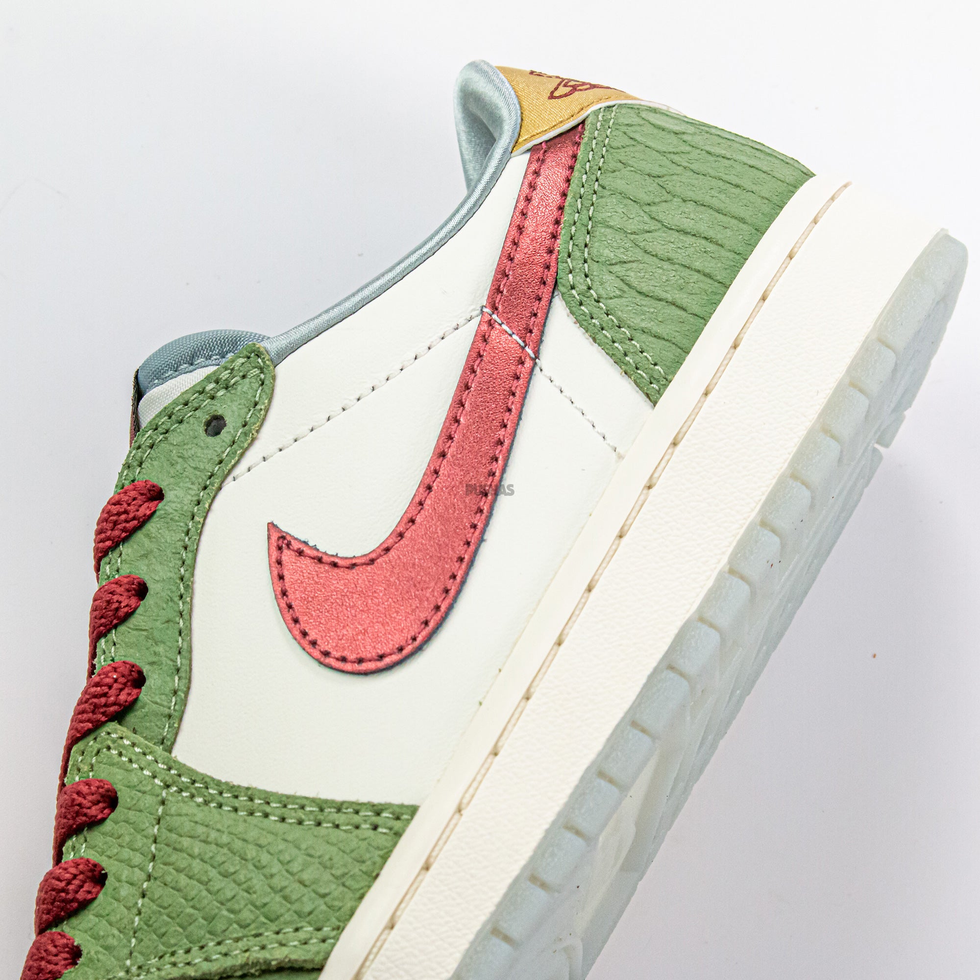 Air Jordan 1 Retro Low OG 'Year of the Dragon' 2024 Edition - Limited Release Basketball Shoes for Men | Dragon-Themed Sneakers for Streetwear, Collecting & Casual Wear