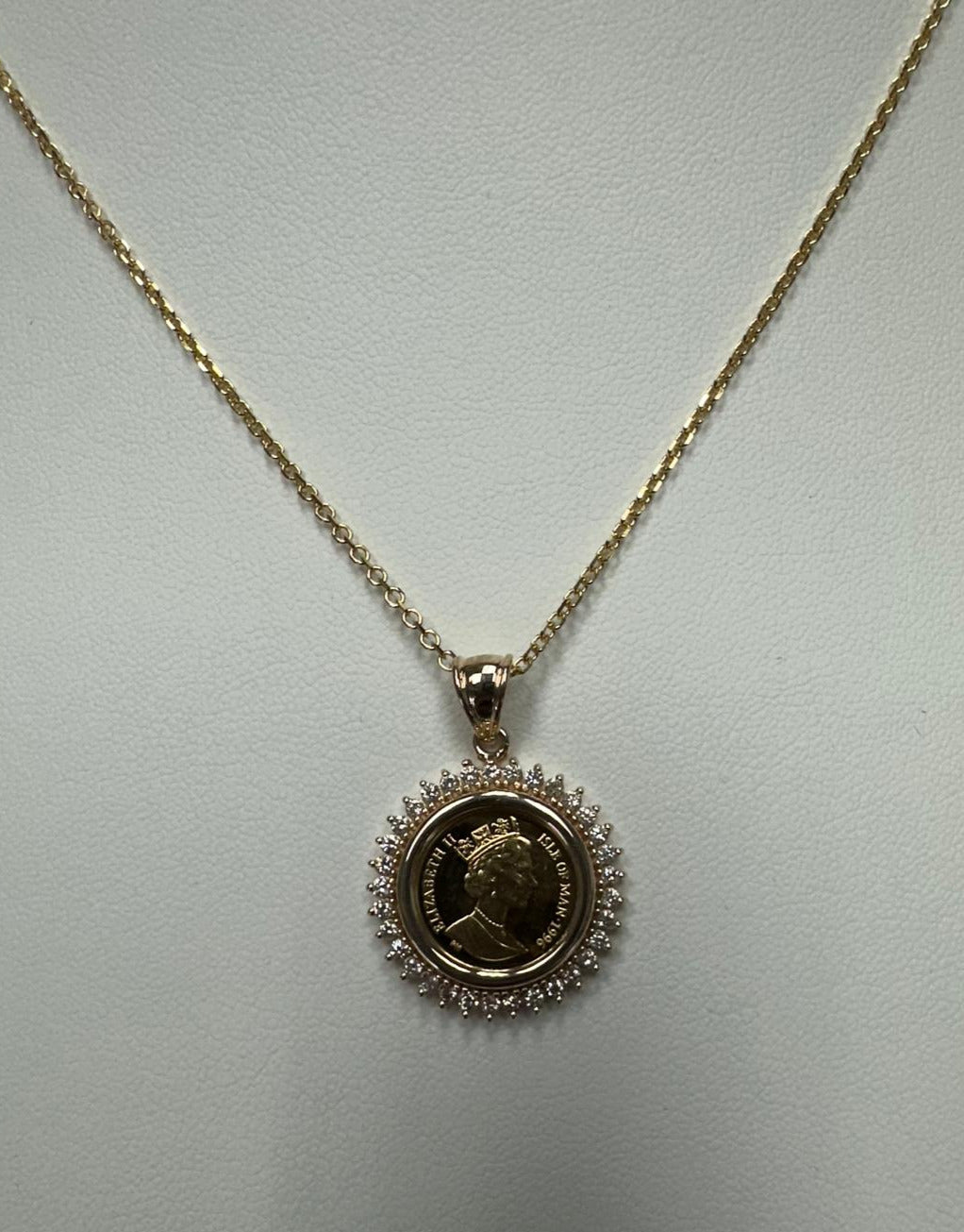Queen Elizabeth Isle of Man Gold Coin Necklace with Diamond Halo - Vintage British Royal Jewelry for Women - Perfect Gift for Anniversary, Birthday & Special Occasions