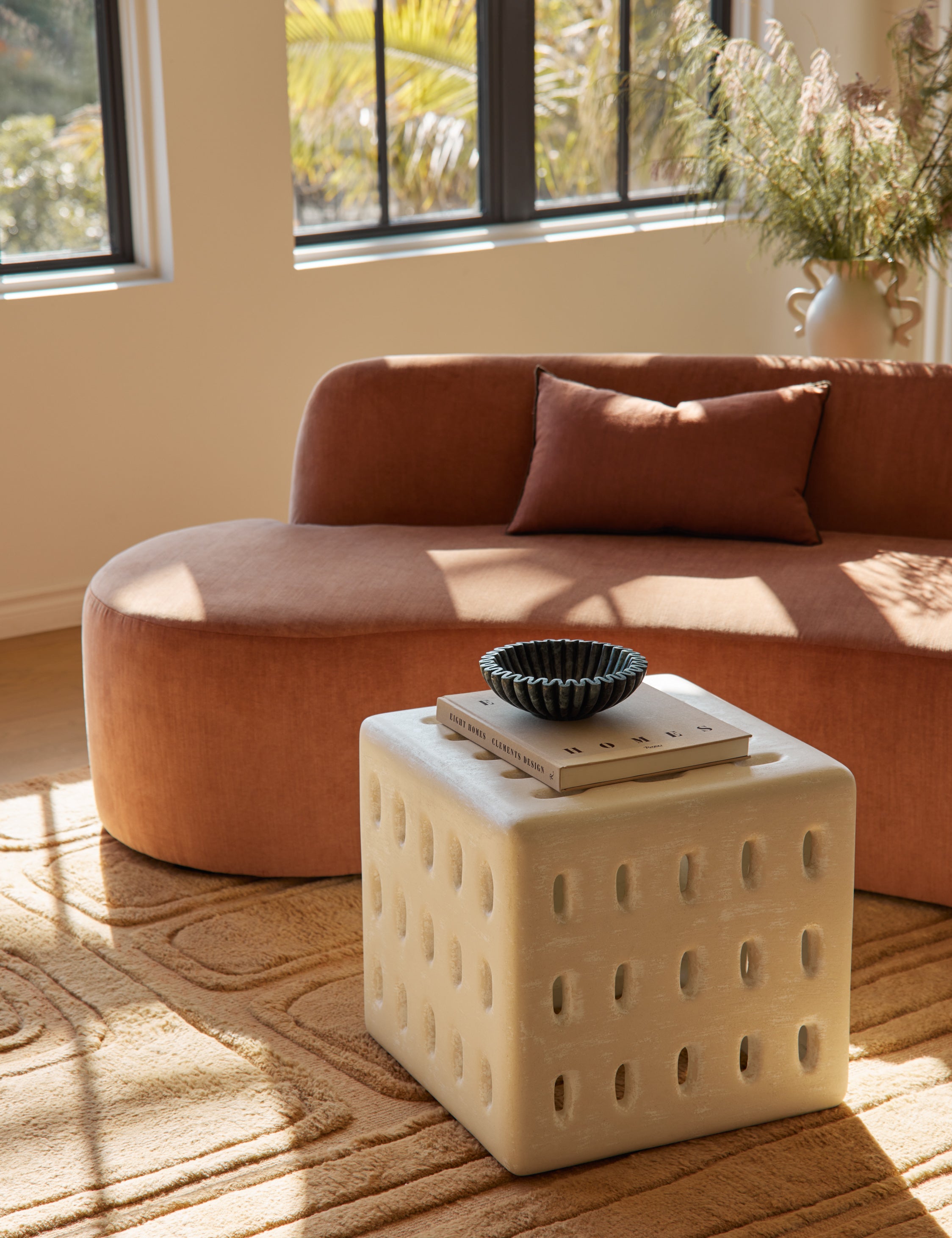 Modern Cabra Indoor/Outdoor Side Table - Lightweight & Durable End Table for Patio, Living Room, or Bedroom - Perfect for Drinks, Books, and Decor