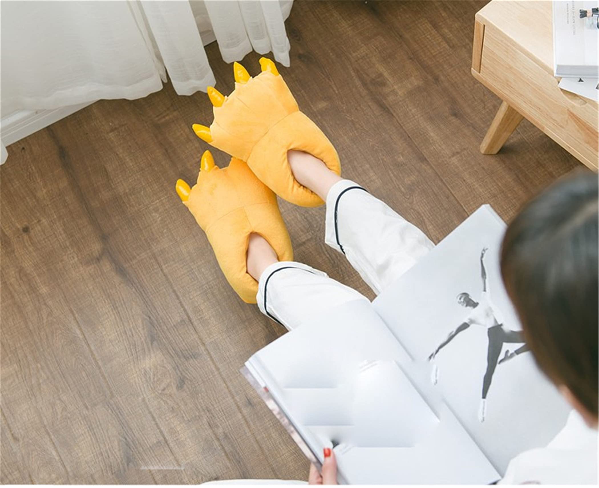 YILANLAN Unisex Plush Animal Paw Slippers - Dinosaur Claw Fuzzy Warm House Shoes for Men & Women | Cozy Indoor/Outdoor Wear for Home, Parties & Gifts