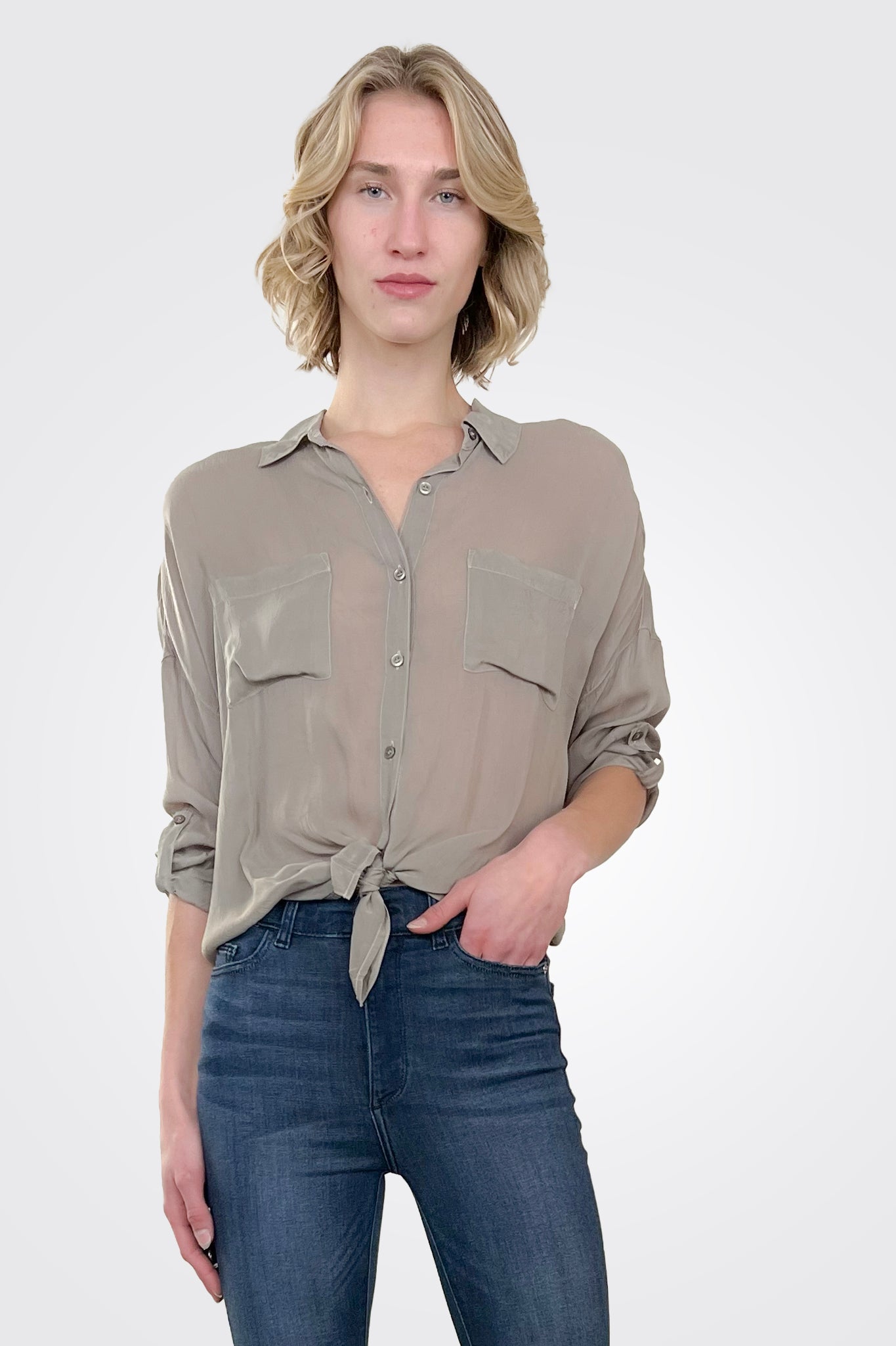 Cargo Pocket Tie Front Top Sand - Stylish Women's Casual Shirt for Outdoor Adventures & Everyday Wear