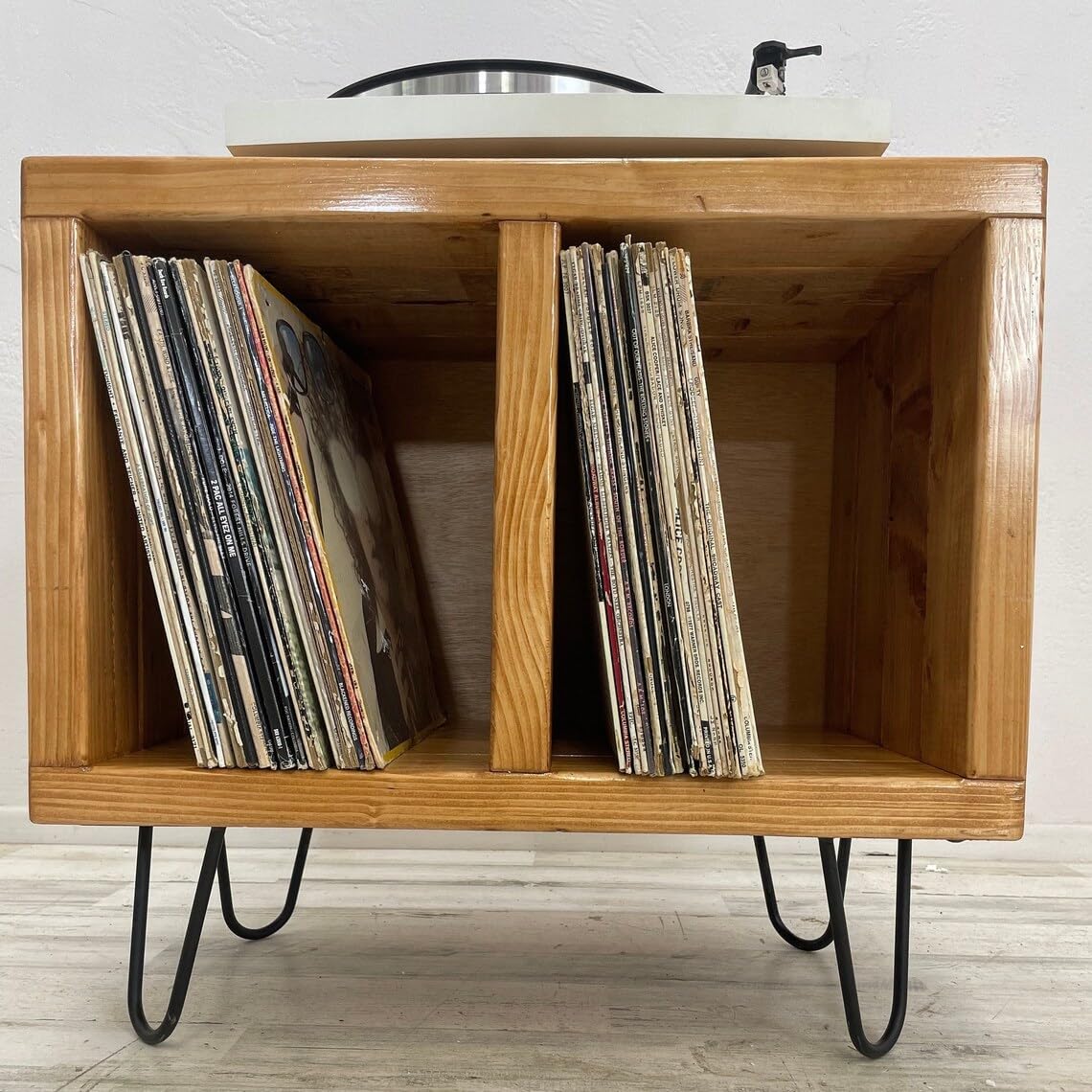 2Sec Vinyl Record Storage Furniture - Record Player Stand, Media Console & TV Stand for LP Storage & Turntable | Perfect for Living Room, Home Theater & Music Studio Organization