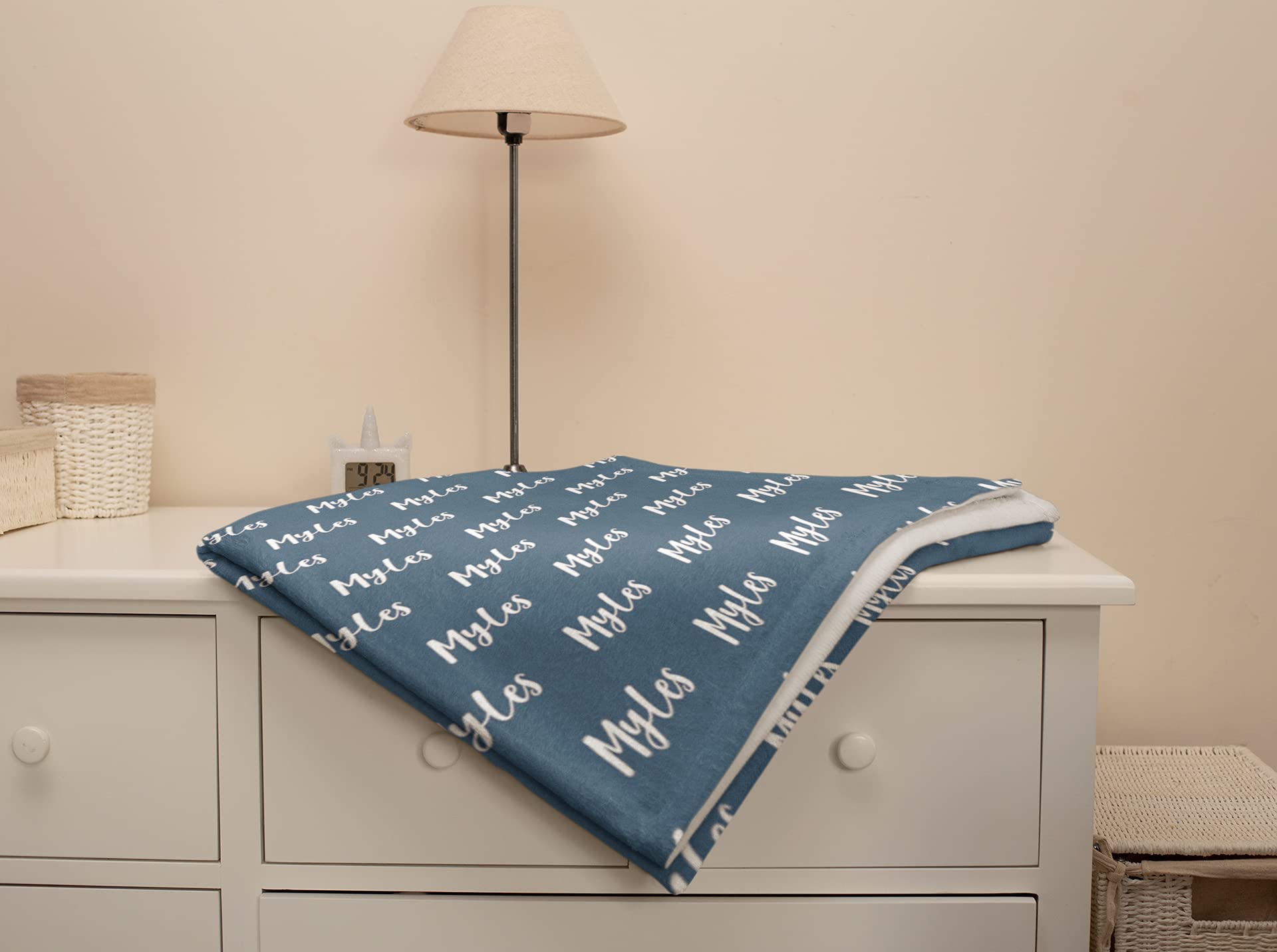 Personalized Baby Blanket with Name - Custom Newborn Blanket for Boys & Girls, Soft Fleece Blanket for Infants, Toddlers & Adults - Perfect Baby Shower Gift, Birthday Present & Nursery Essential - Great for Cuddling, Swaddling & Photo Props