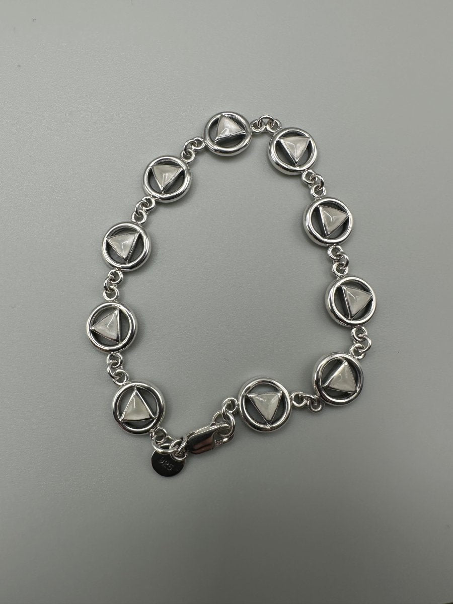 Sobriety Symbol AA Symbol Bracelet TBG689 - Inspirational Recovery Jewelry for Alcoholics Anonymous Support & Sobriety Gifts - Perfect for Meetings, Anniversaries & Daily Motivation