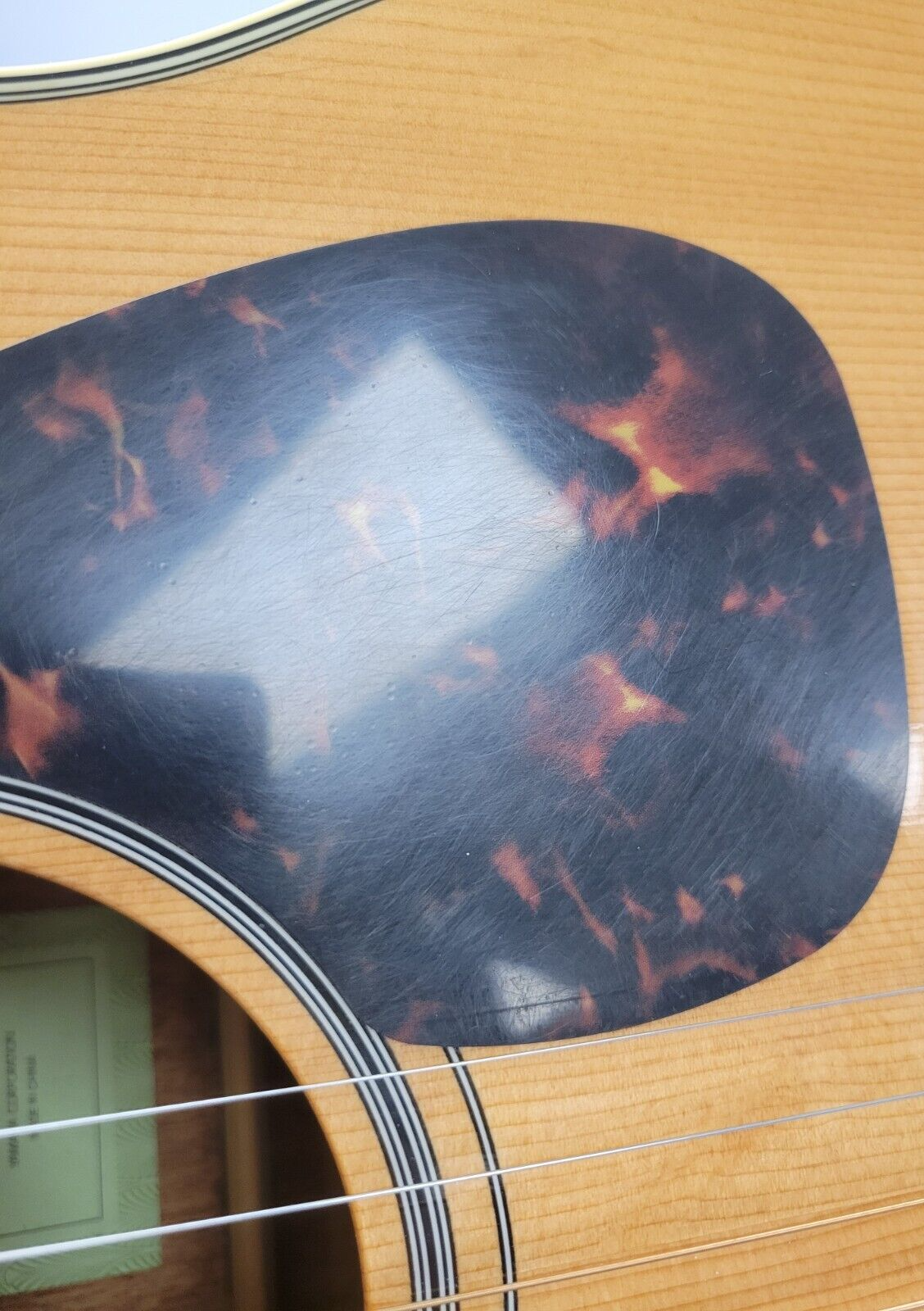 Yamaha FGX820C Acoustic Electric Guitar with Cutaway - Natural Finish for Stage Performance & Home Practice