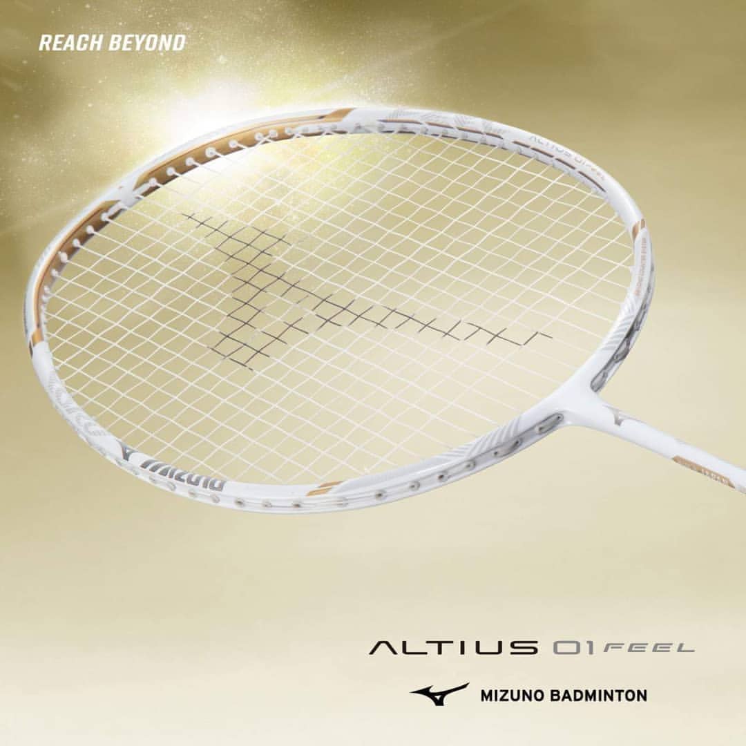 Mizuno Altius 01 Feel Baseball Glove - White/Red - Premium Leather for Training & Games - Perfect for Infield & Outfield Players